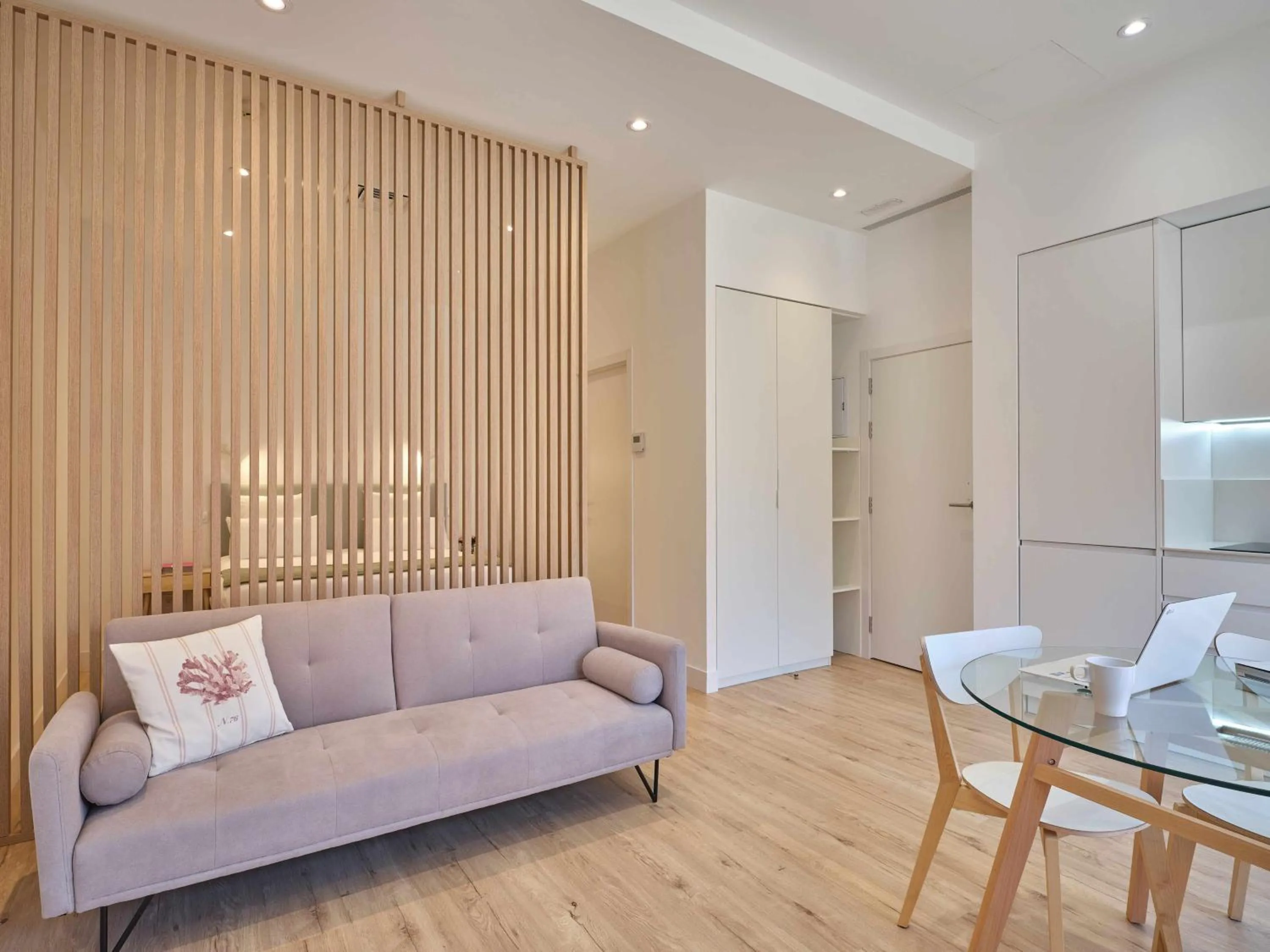 Junior Suite in Paseo Suites Hotel