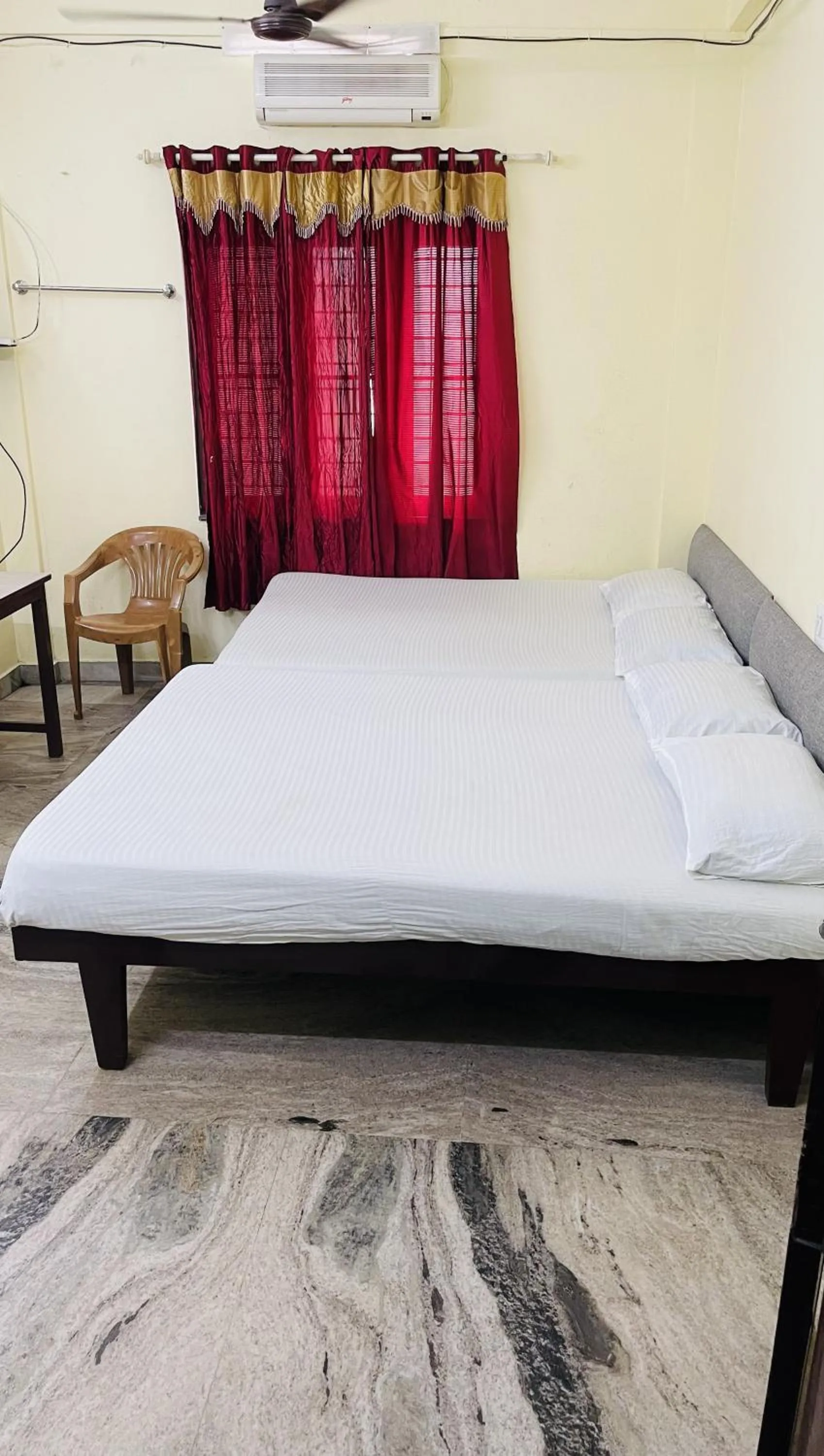 Standard Family Room in PPG HOMES