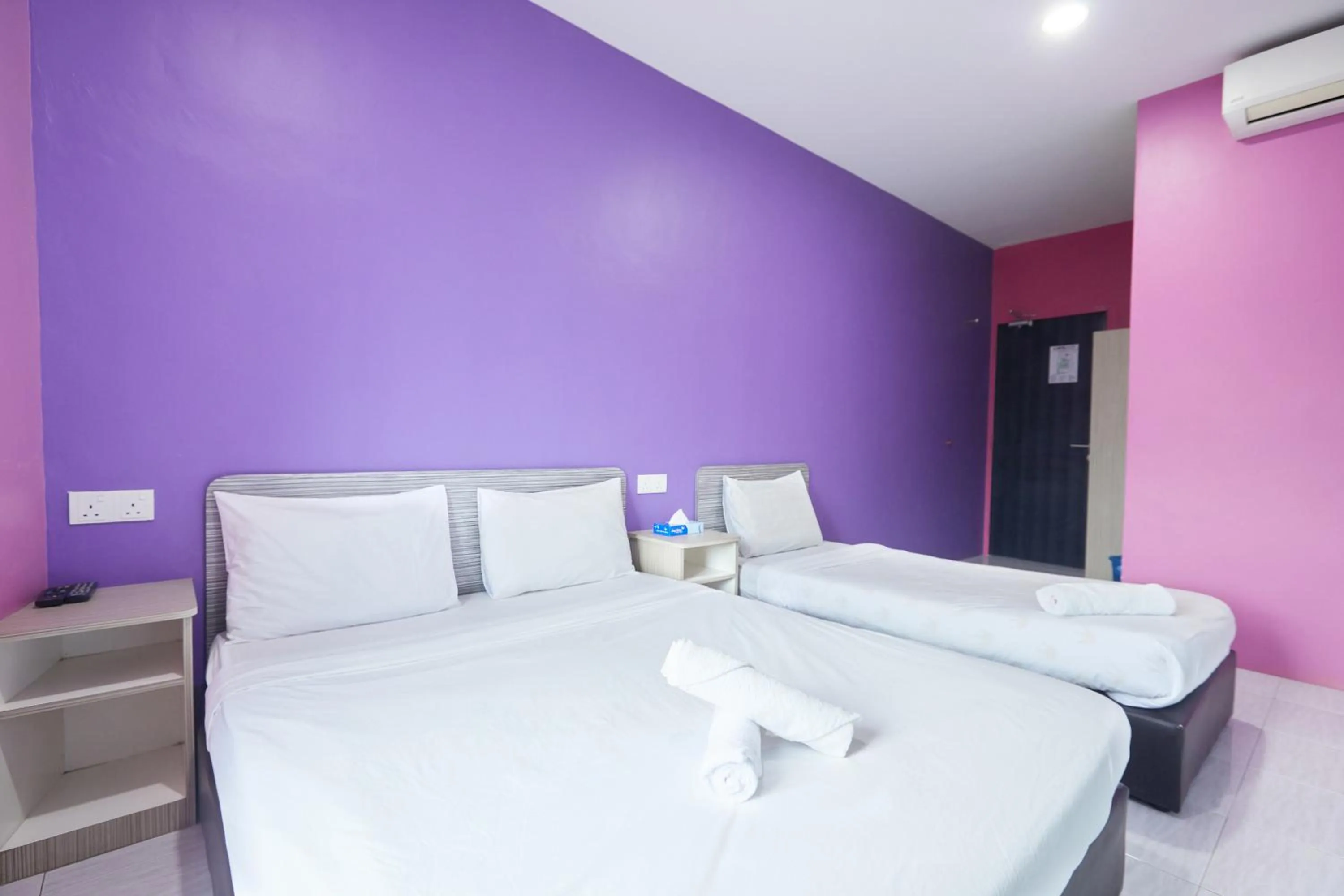 Triple Room in SY JERANTUT HOTEL