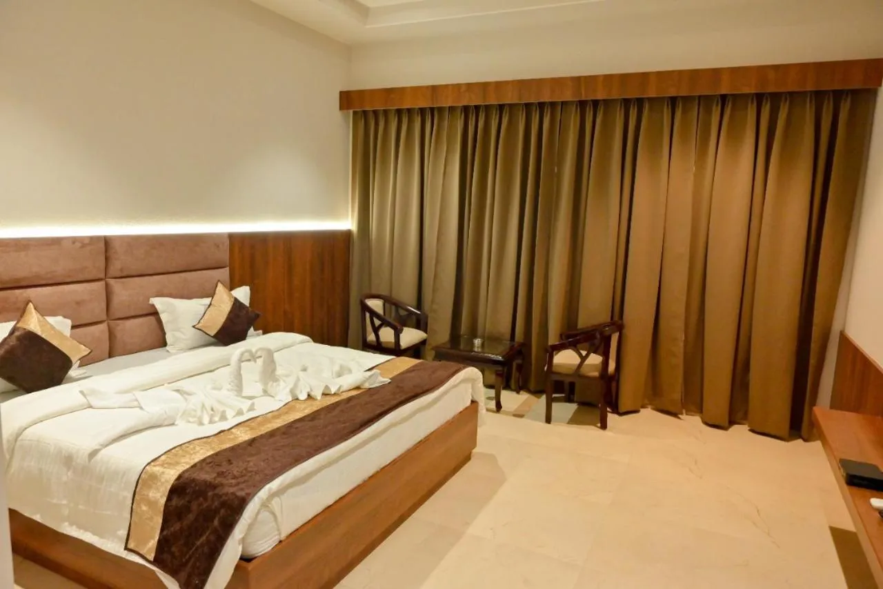 Deluxe Room - single occupancy in MD FARMS AND RESORTS