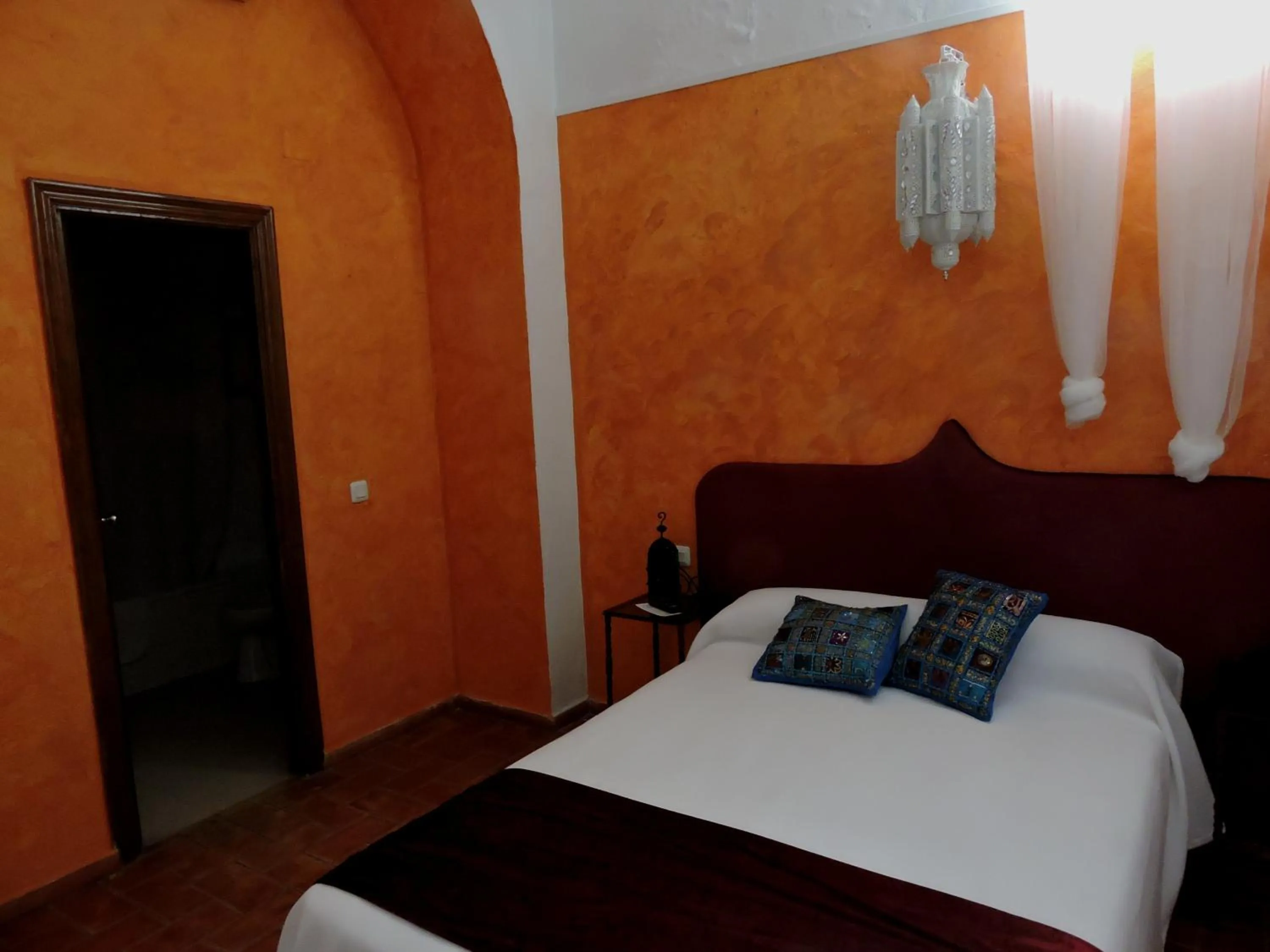 Single Room in Hotel La Fonda del Califa