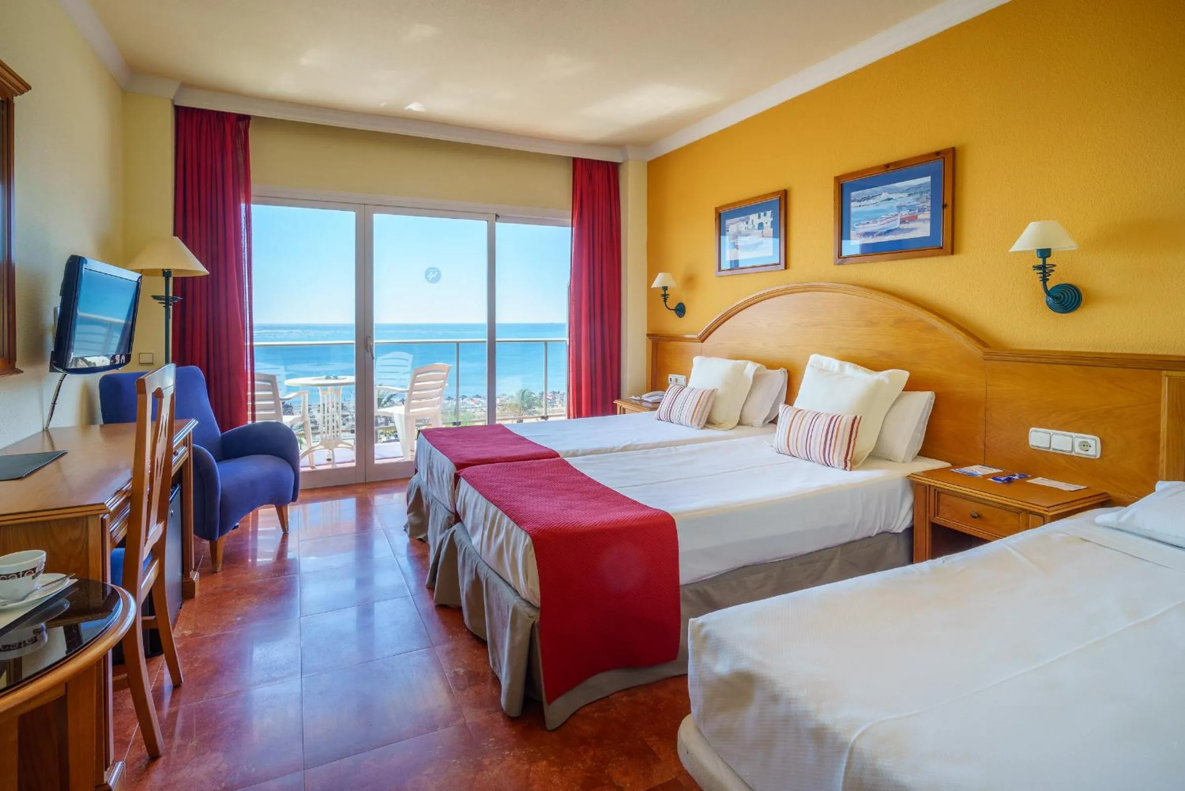 Double Room with Sea View in Hotel Isabel