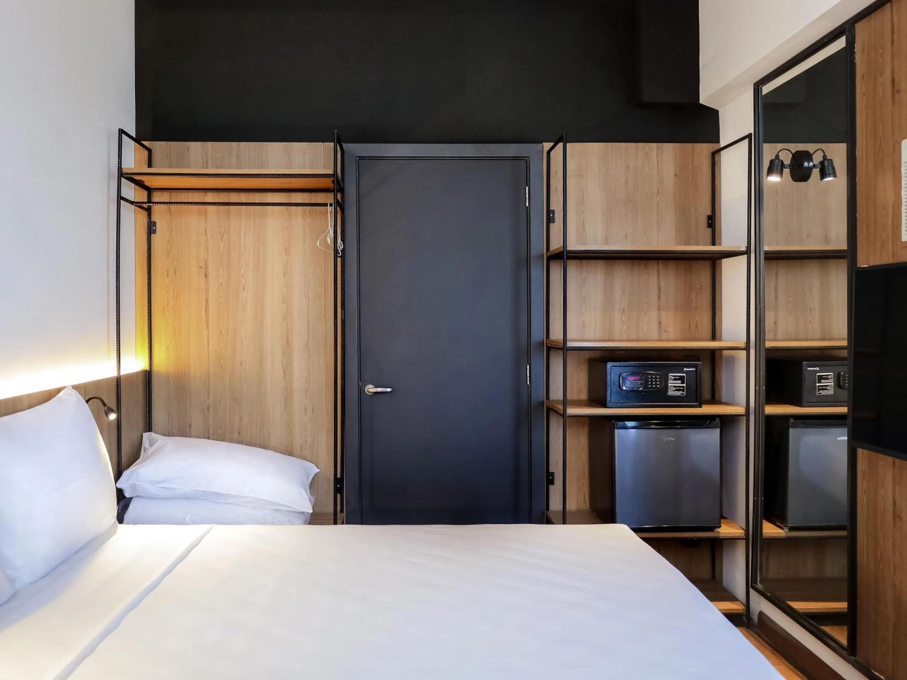 Double Room with Side Sea View in ibis Styles Maceió Pajuçara