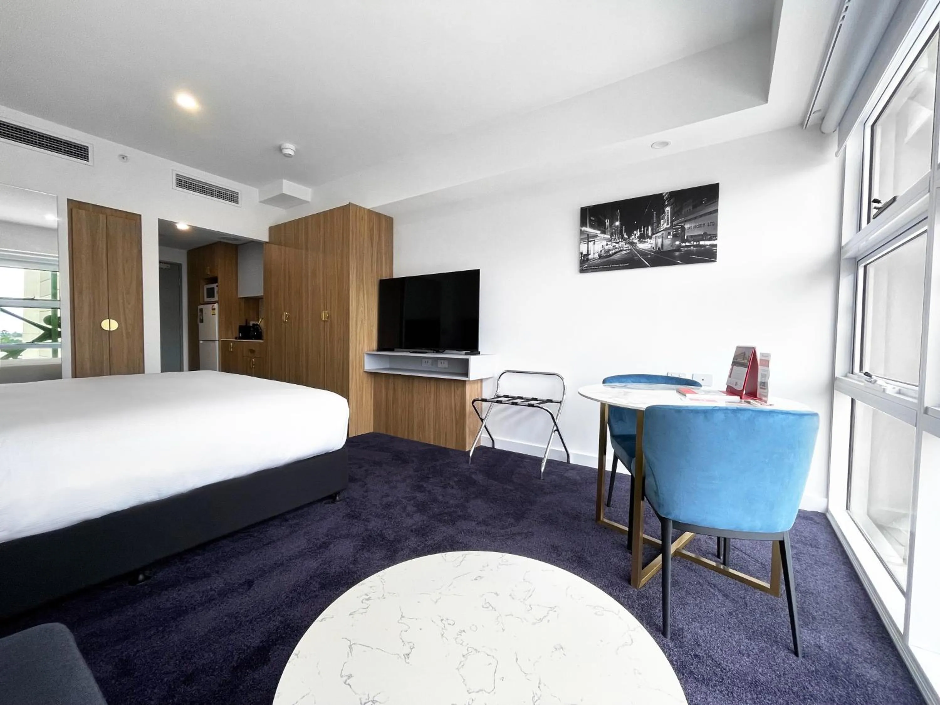Deluxe Room with City View in Swiss-Belhotel Woolloongabba, Brisbane