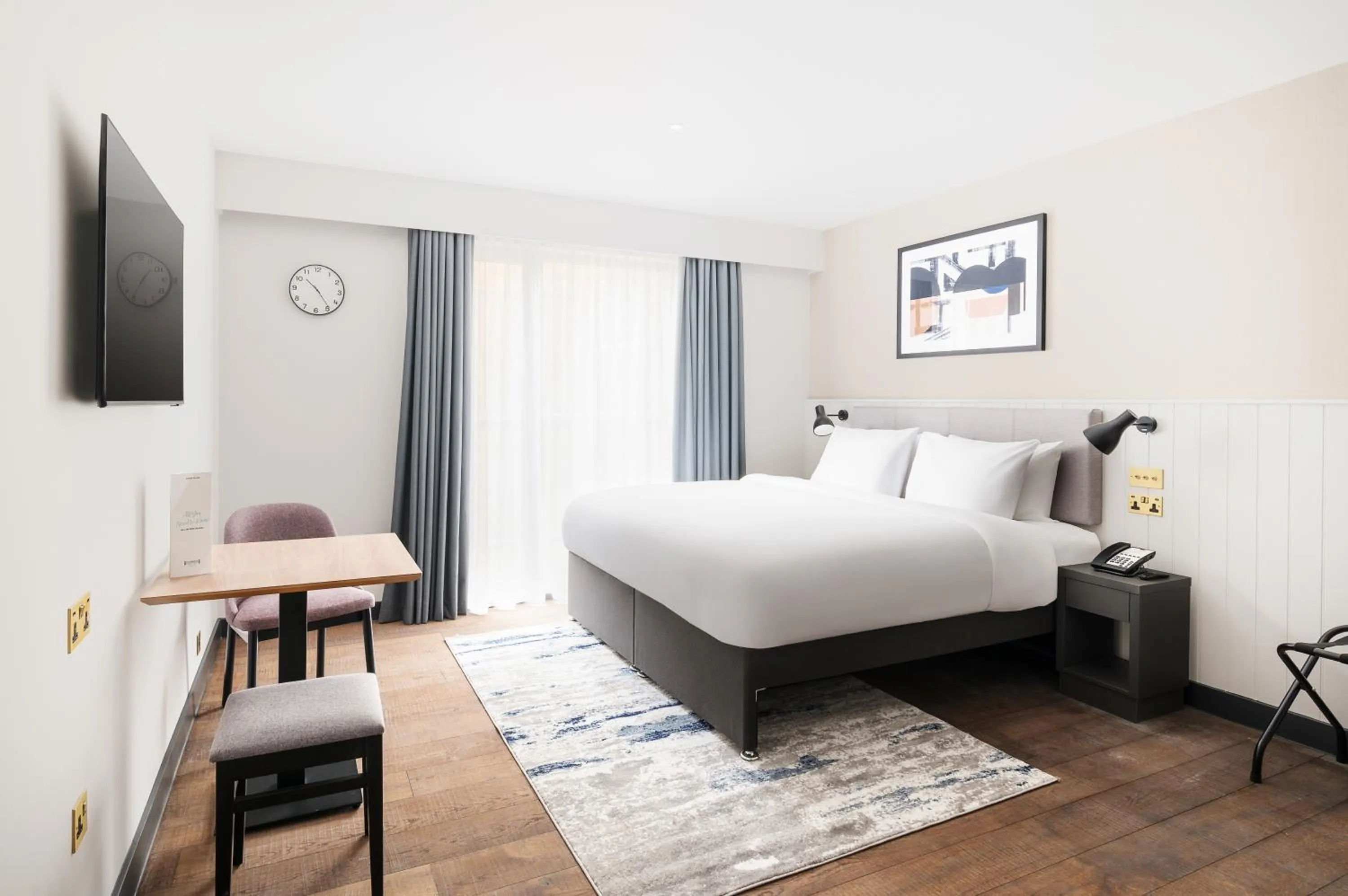 Studio King Suite - Accessible in Staybridge Suites Brighton by IHG