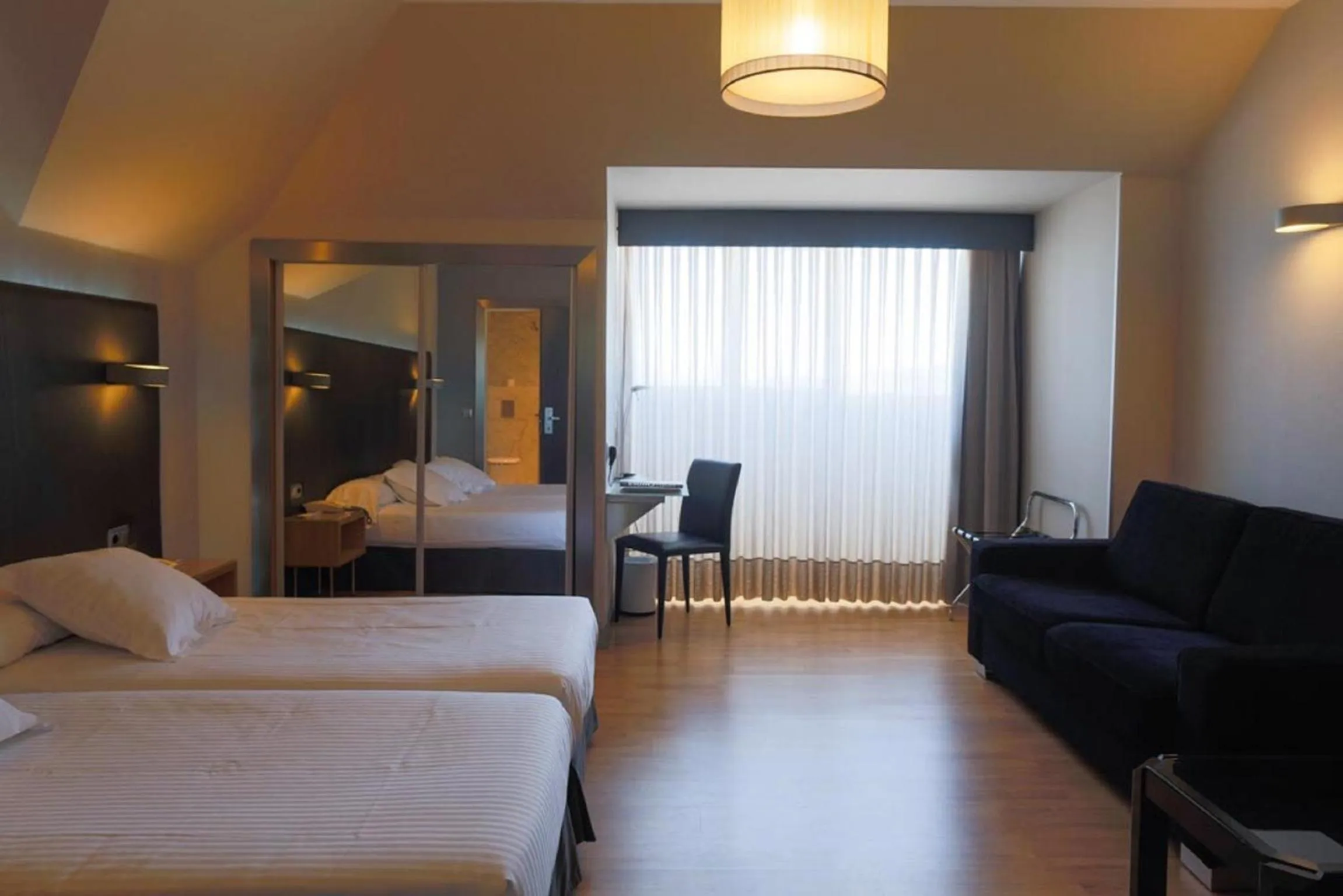 Family Room (2 Adults + 2 Children) in Hotel Chiqui