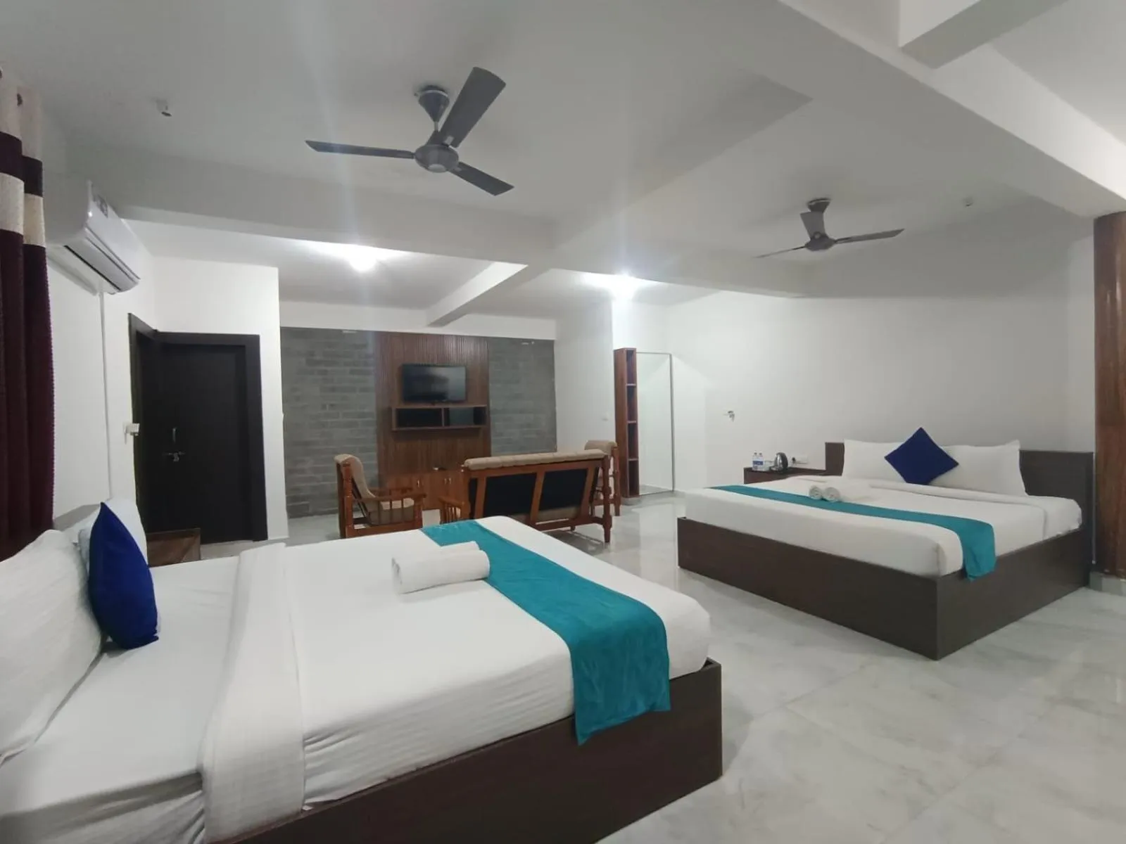 Deluxe Family Room in Jungle Hill Resort Coorg