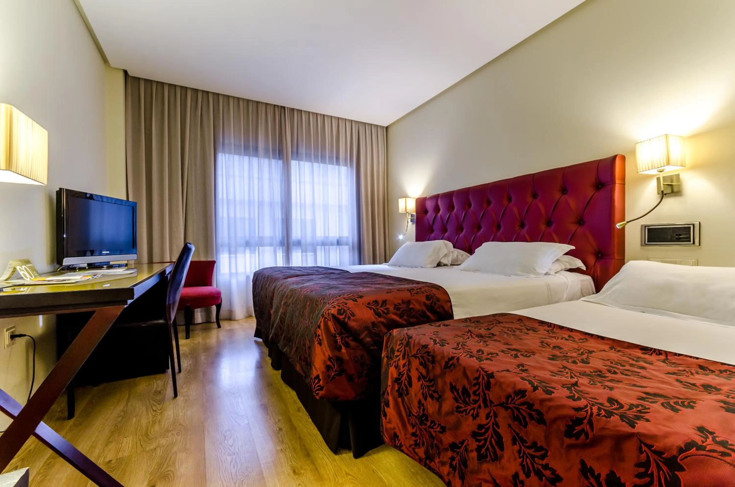 Double or Twin Room with Extra Bed in Exe Guadalete