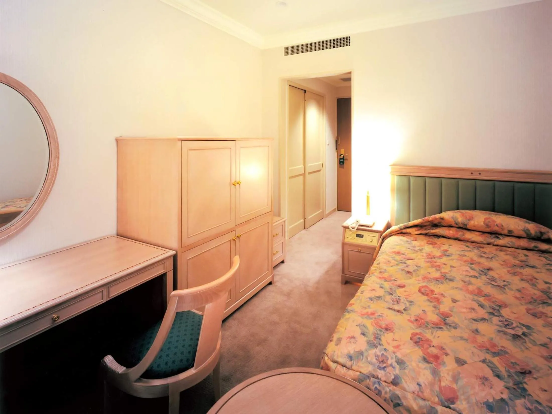 Single Room - Main Building in The Saihokukan Hotel