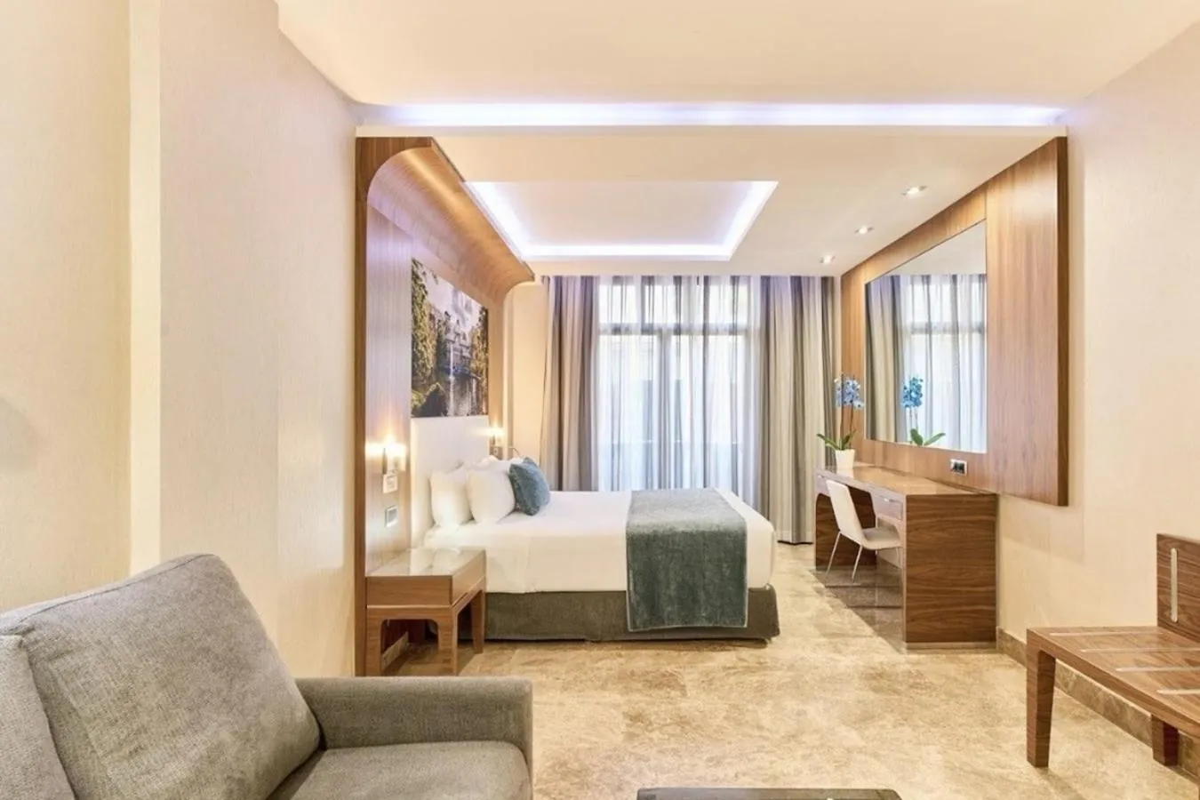 Double or Twin Room in VP Jardín de Recoletos