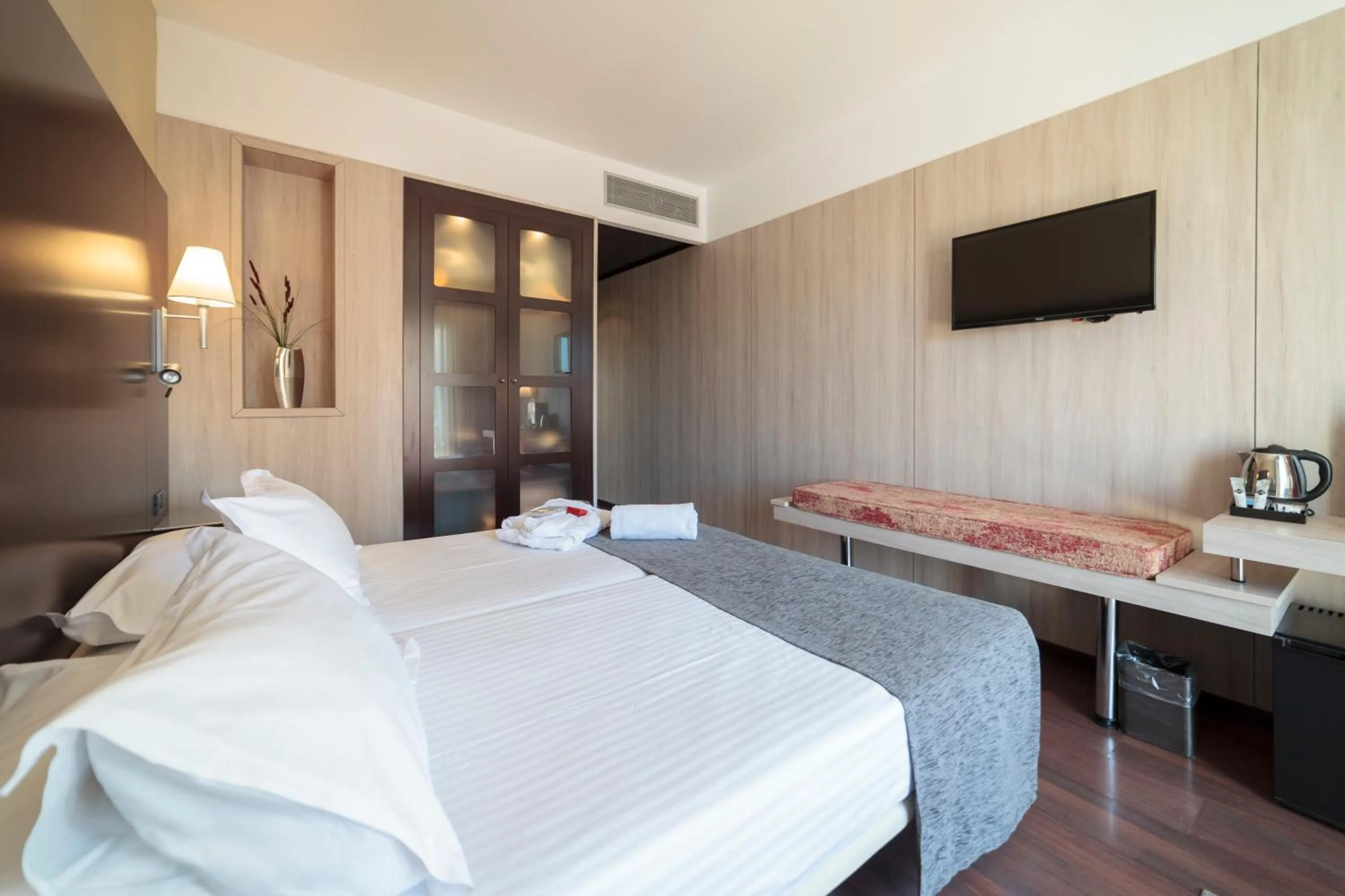 Superior Twin Room in Hotel Salymar