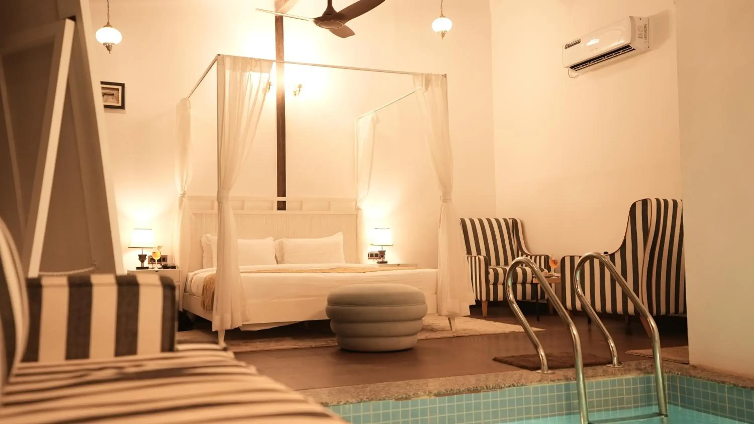 Prive by Whiteflower Prive by Whiteflower