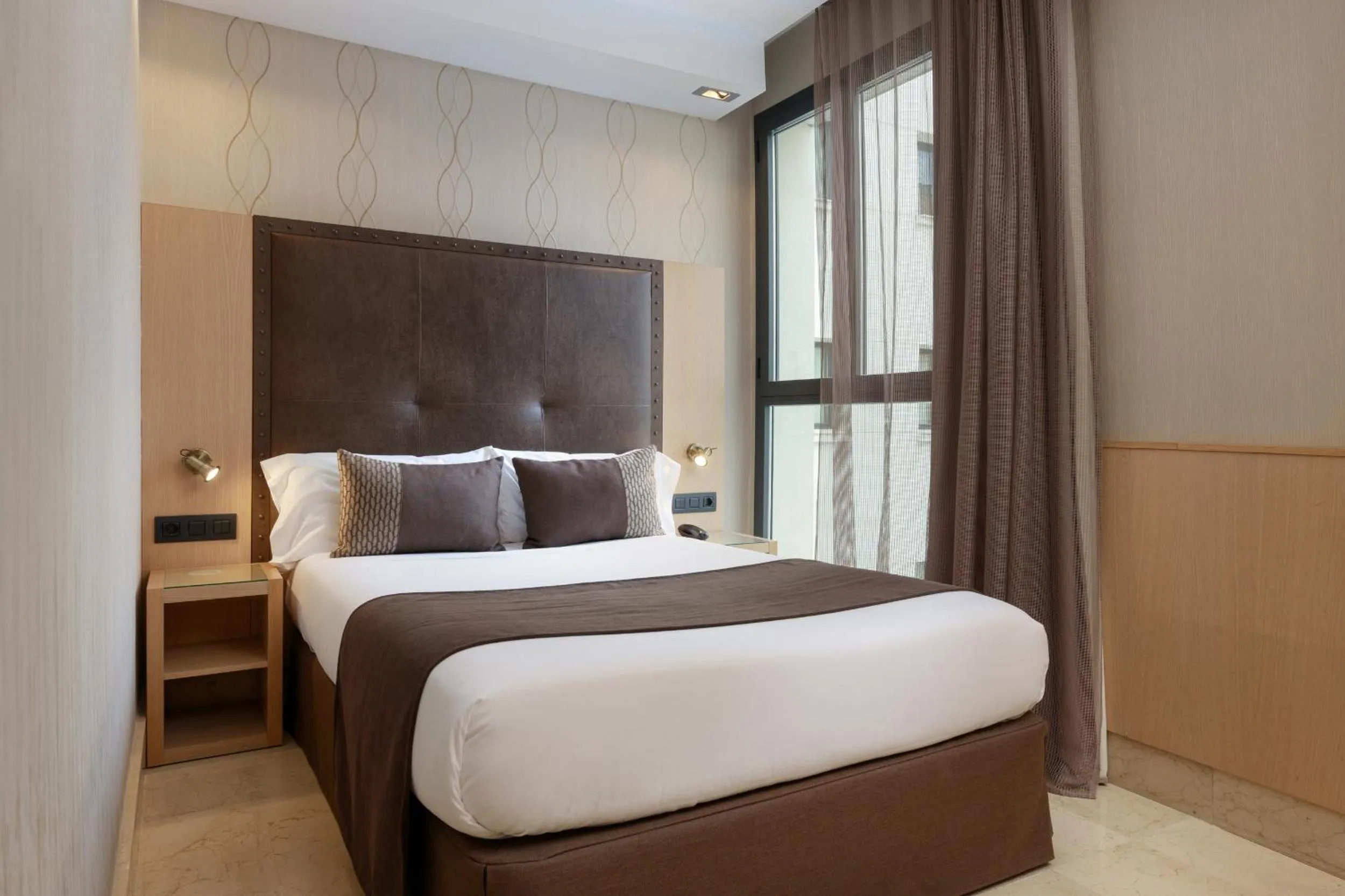 Single Room in Hotel Pedro I De Aragon 4 Estrellas SUPERIOR