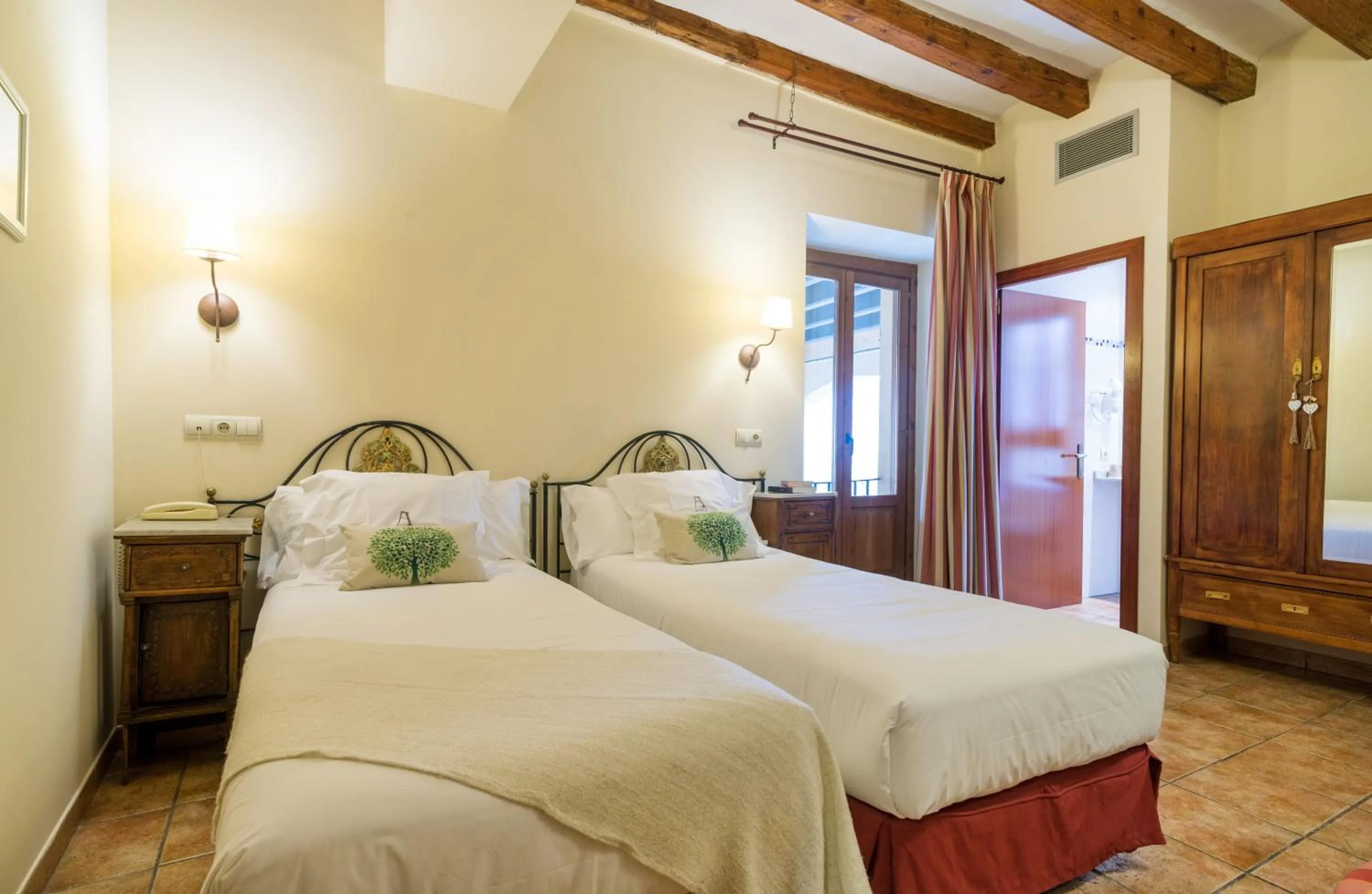 Double or Twin Room - single occupancy in Hotel Andria