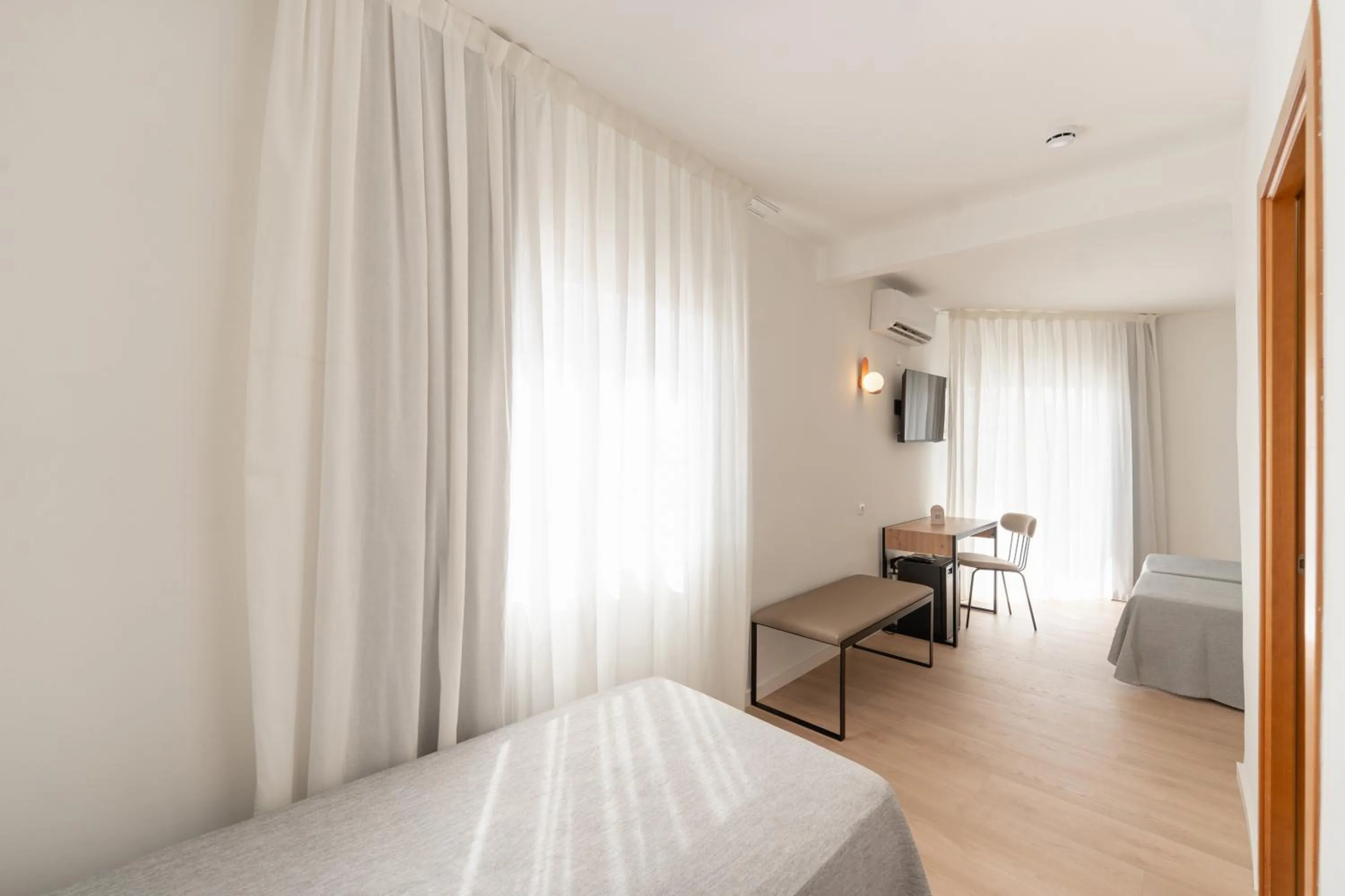 Triple Room with Terrace (3 Adults) in Hotel RH Sol