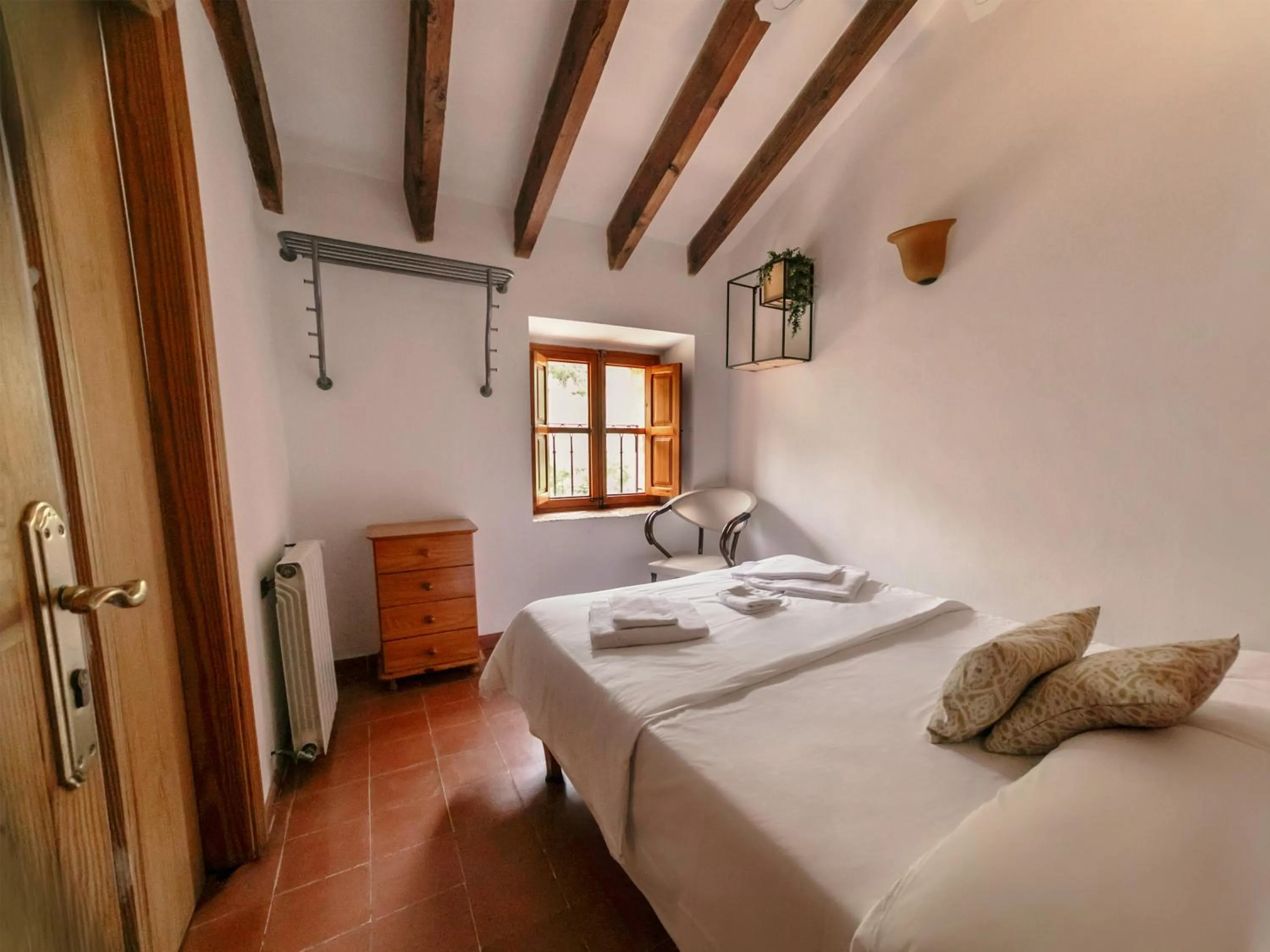 Economy Double Room in Petit Hotel Hostatgeria La Victoria