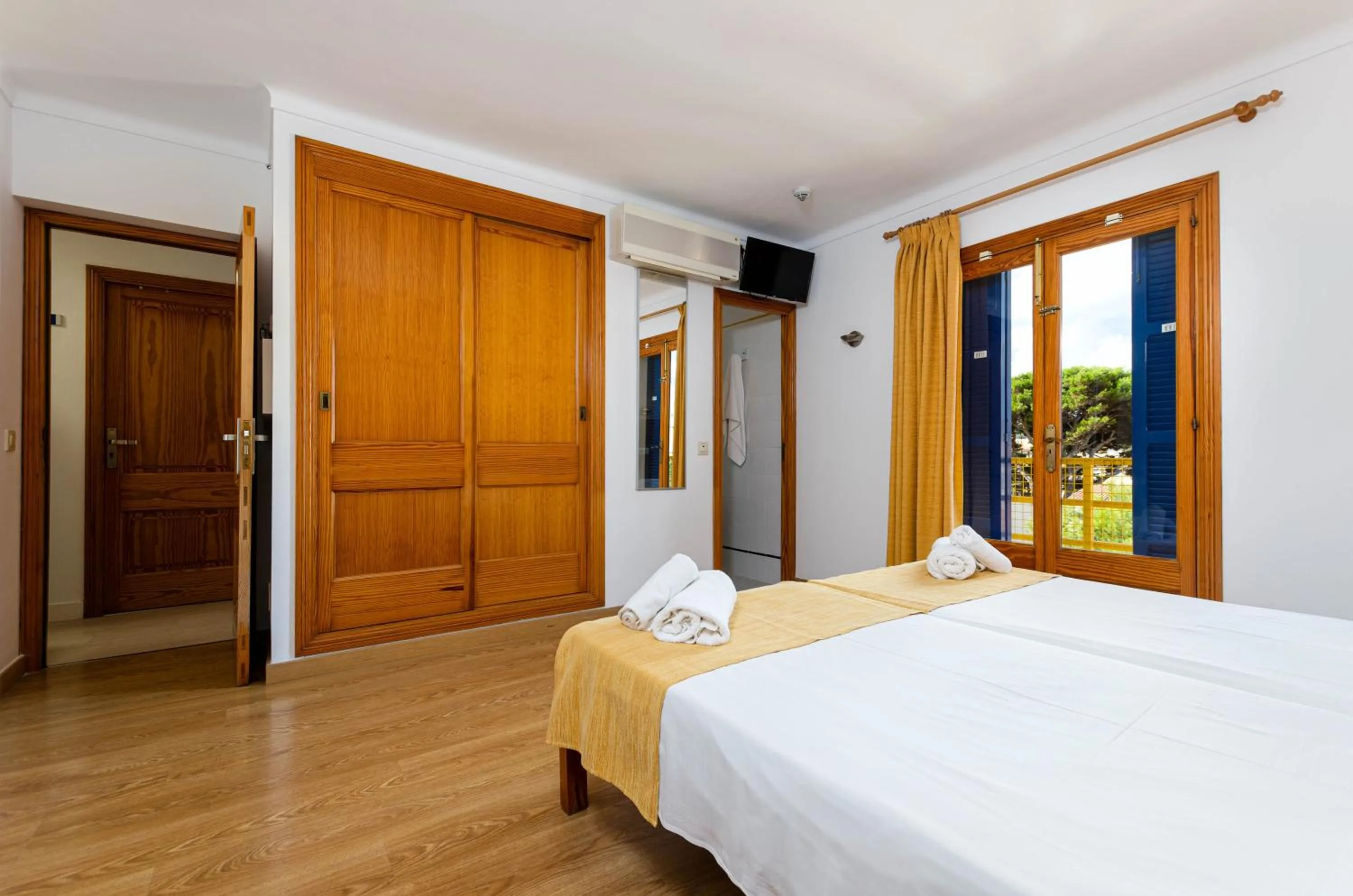 Double Room with Balcony in Hotel Bellavista