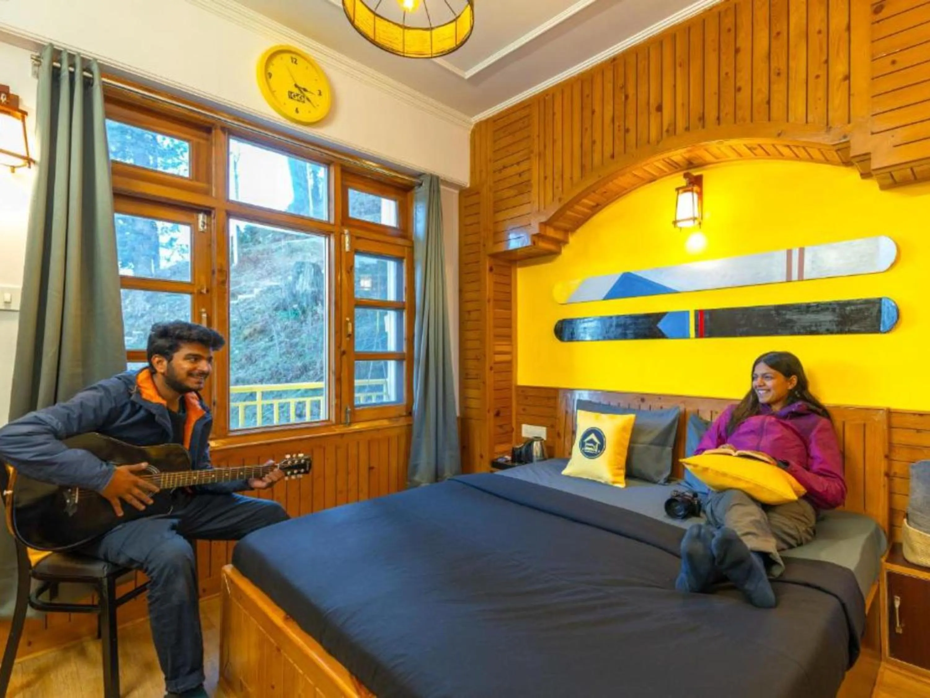 Deluxe Double Room with Balcony in The Hosteller Narkanda