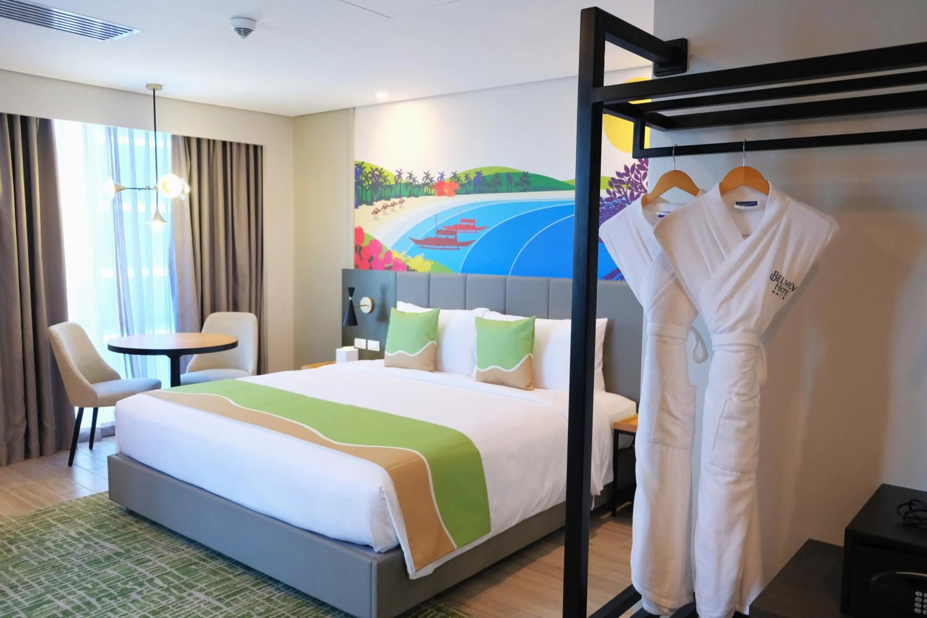 Deluxe Queen Room in Belmont Hotel Mactan