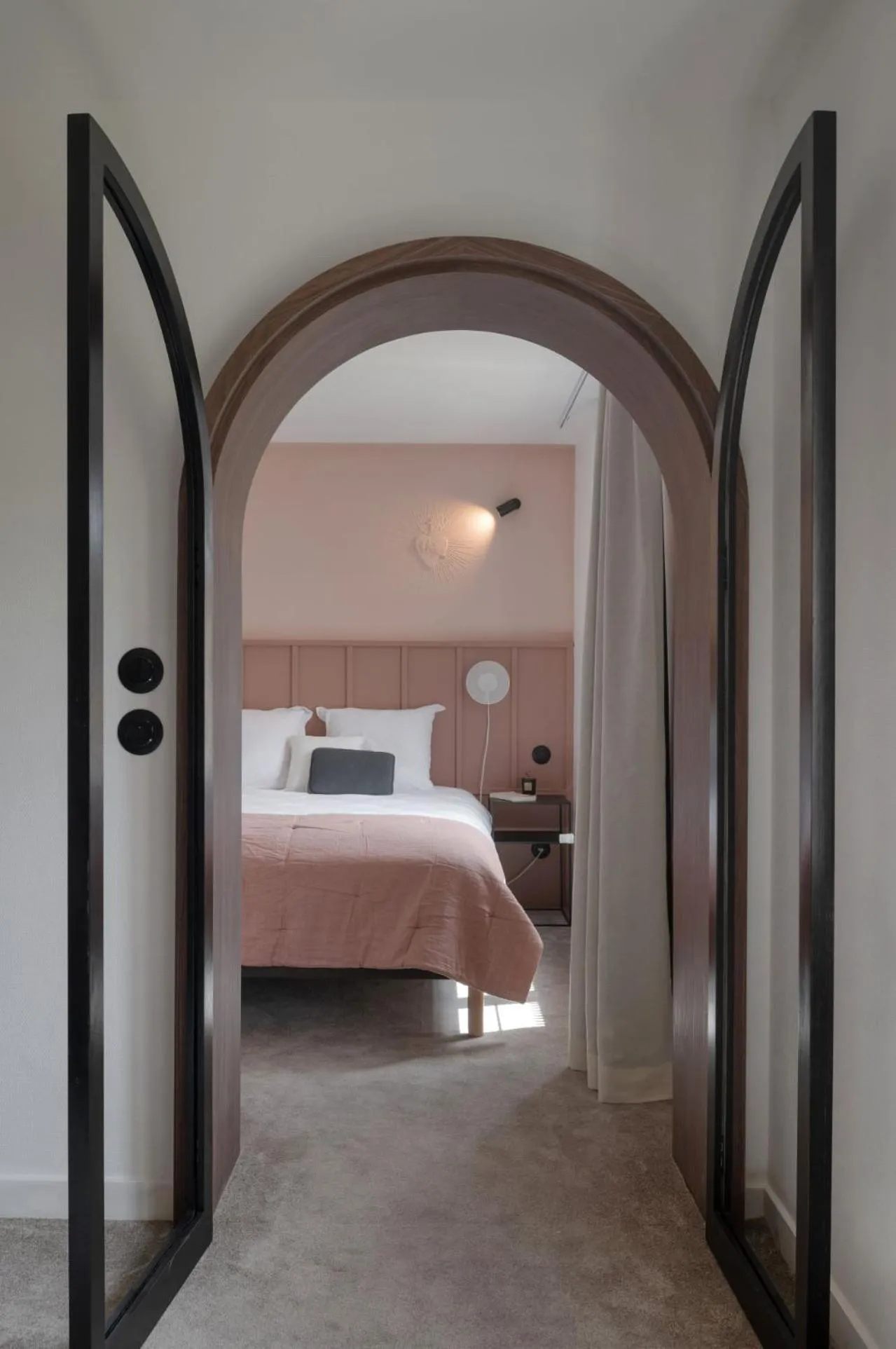 Junior Suite Garden View in Hôtel Le Prieuré