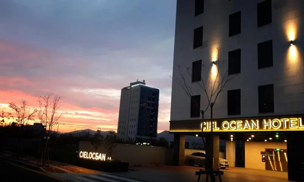 Busan Myeongji Ciel Ocean Hotel