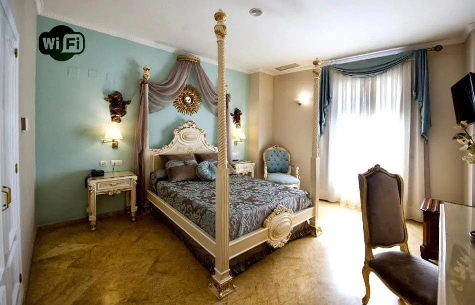 Deluxe Double Room in Adriano Boutique Sevilla