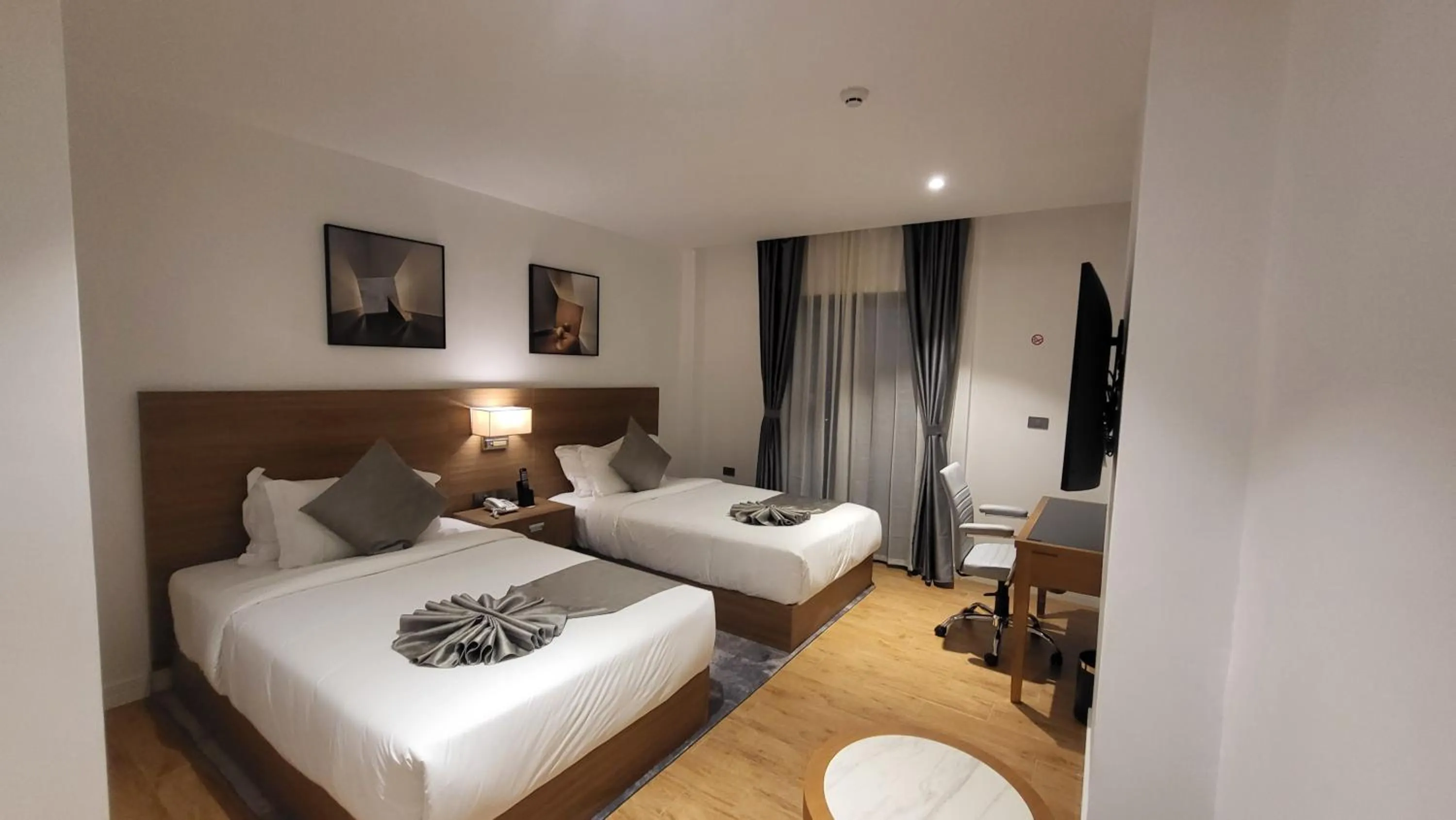 Deluxe Twin Room in Hayes Hotel, Addis Ababa