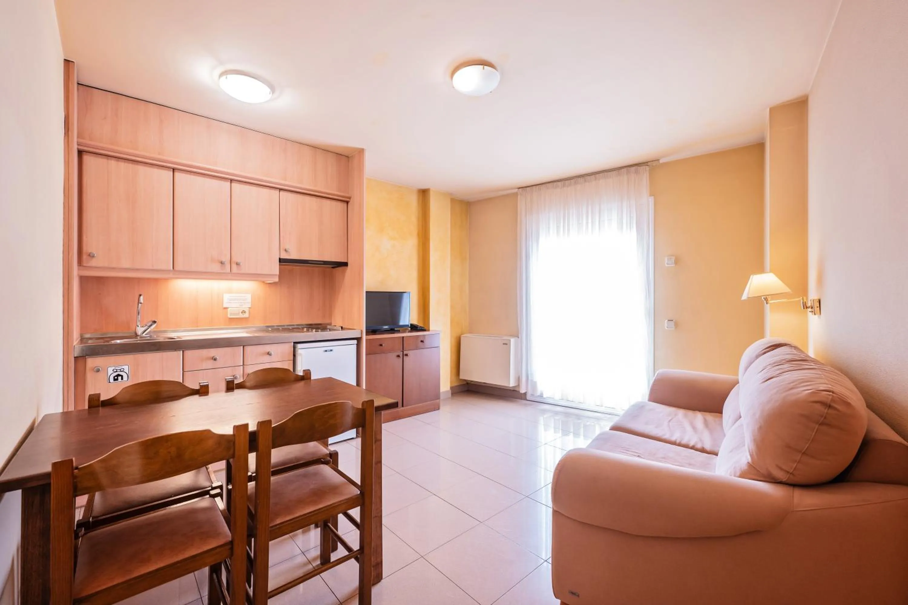 One-Bedroom Apartment with Terrace in Hotel La Perla D'Olot