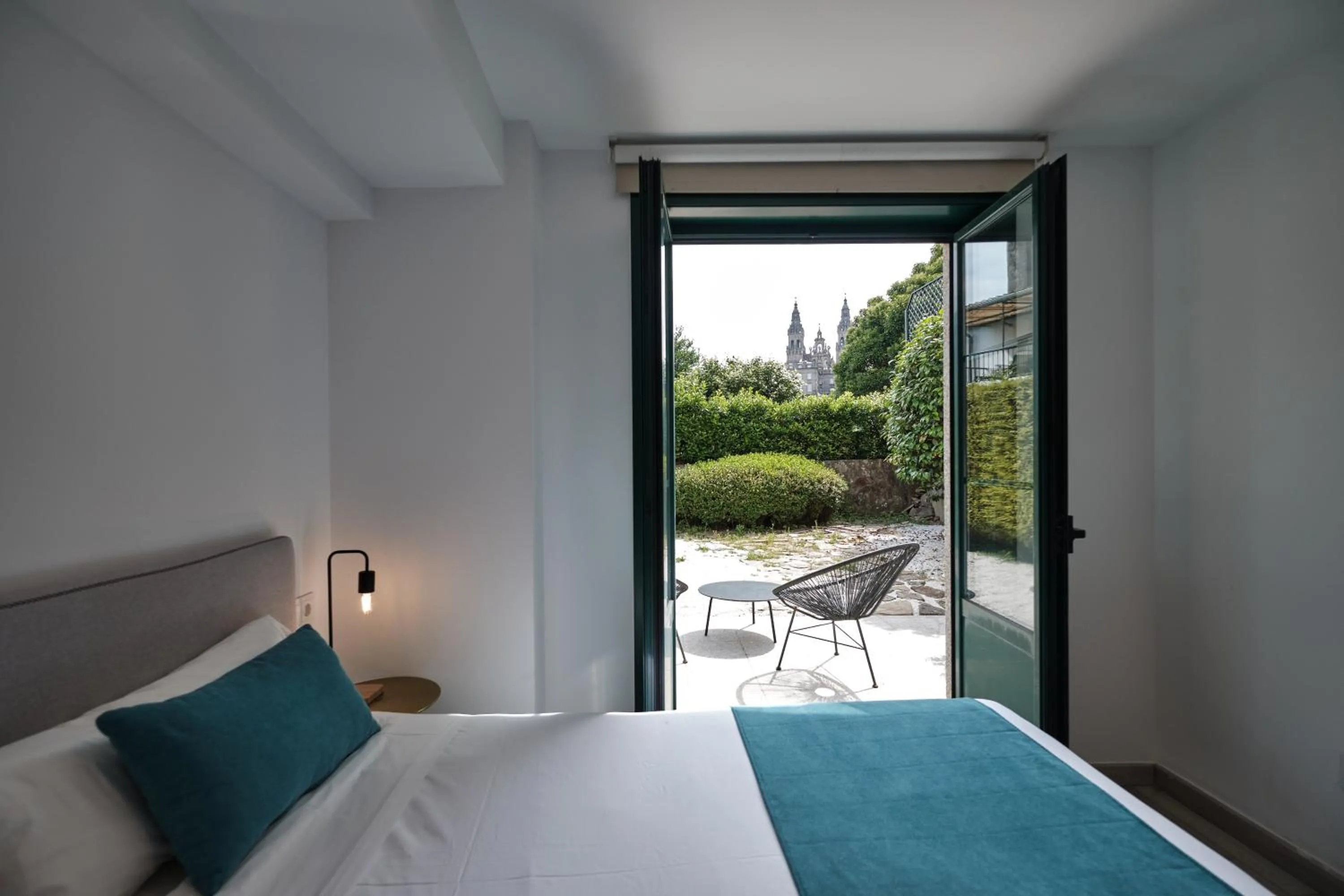 Double or Twin Room with City View in Hotel Pombal Rooms