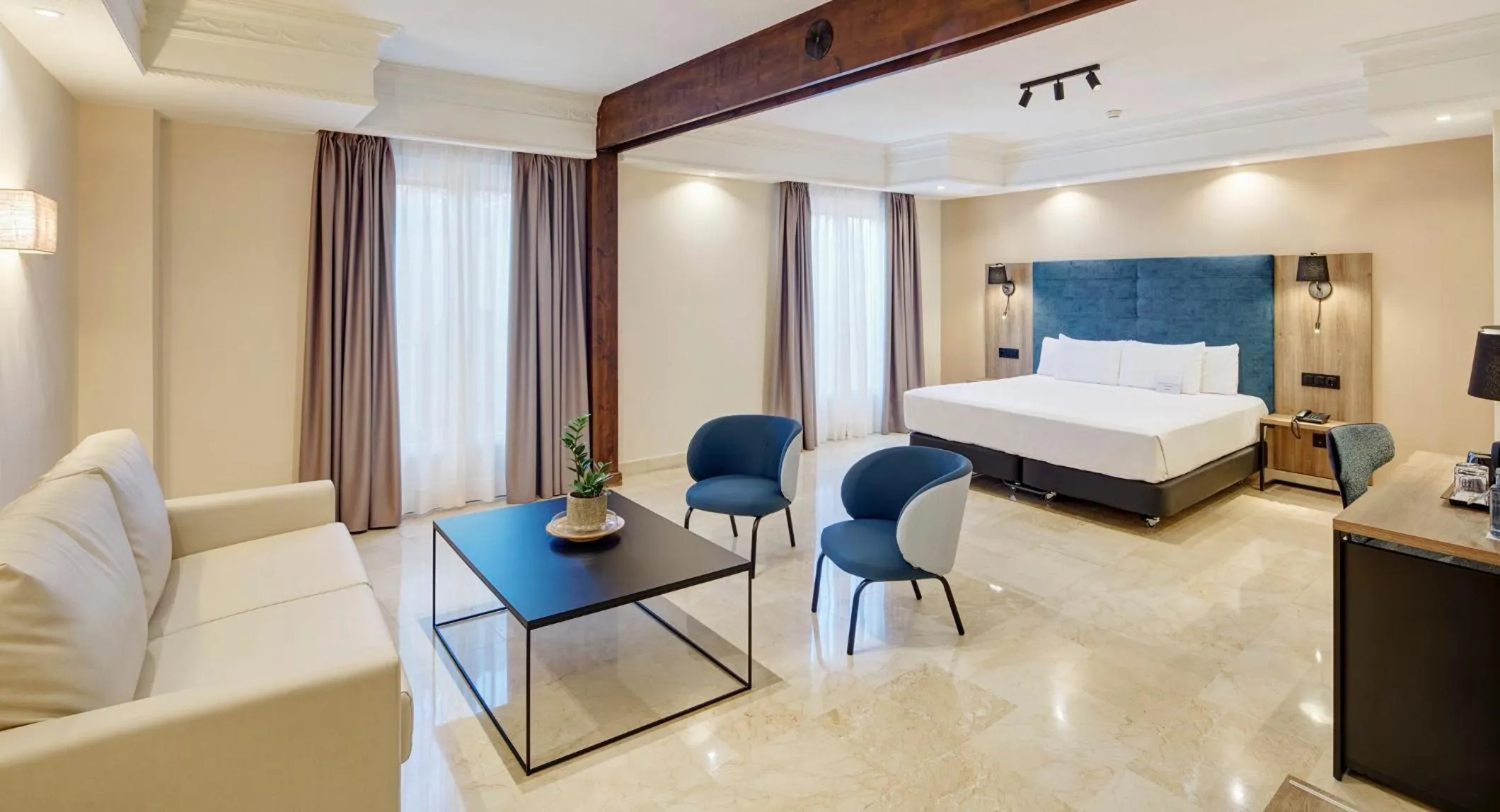 Superior Double Room in Hotel Sercotel Alfonso VI