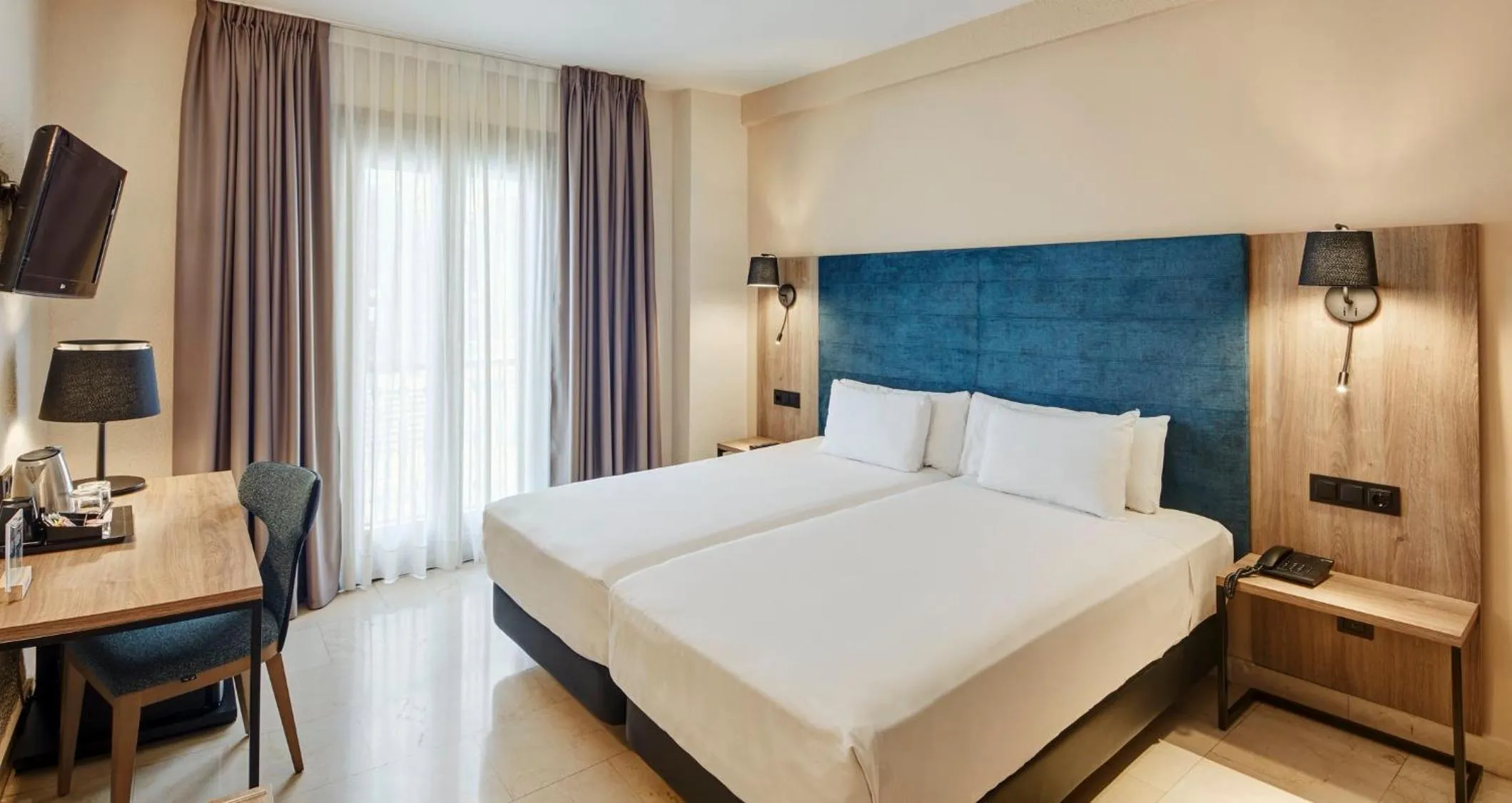 Twin Room in Hotel Sercotel Alfonso VI