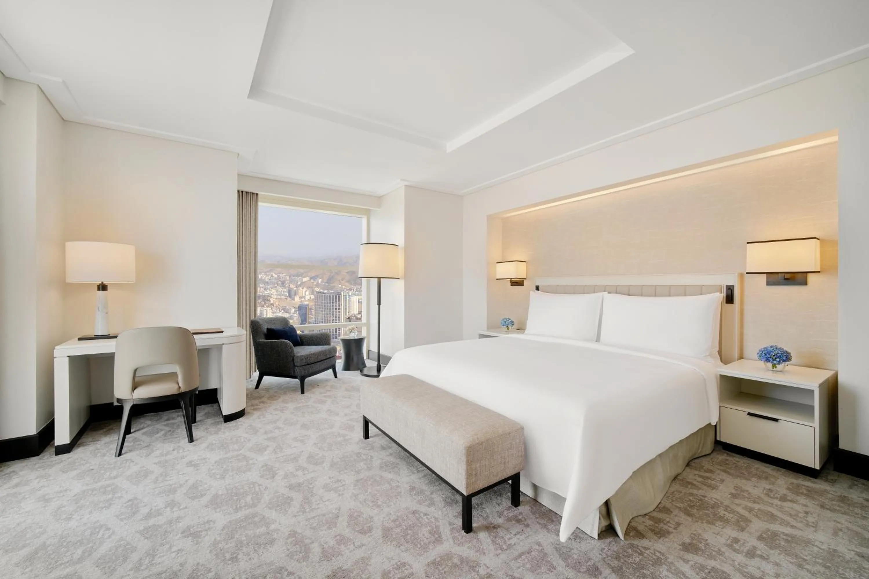  Junior Suite City View in Address Jabal Omar Makkah
