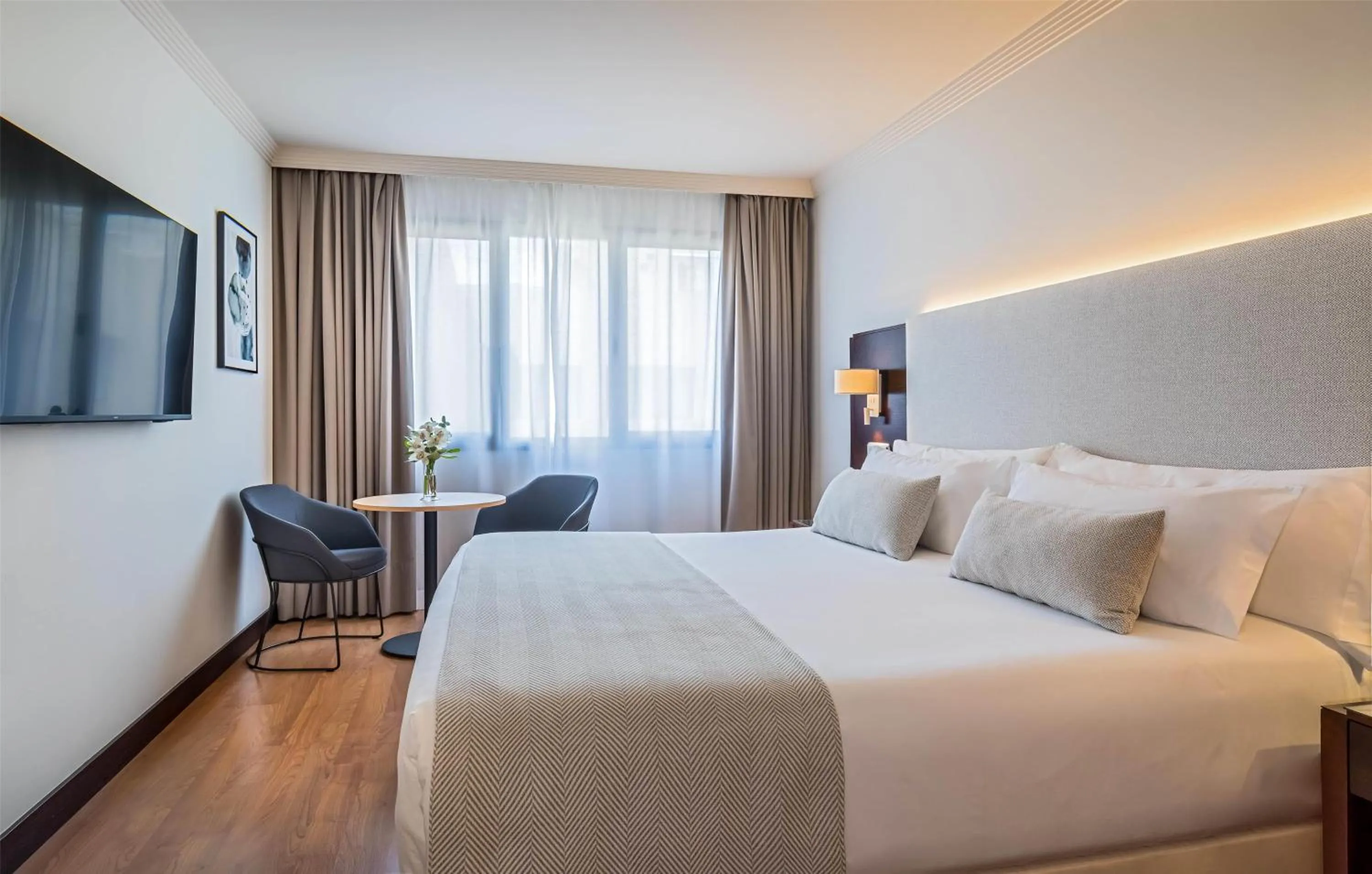 Suite Junior with Hot Tub in Occidental Granada