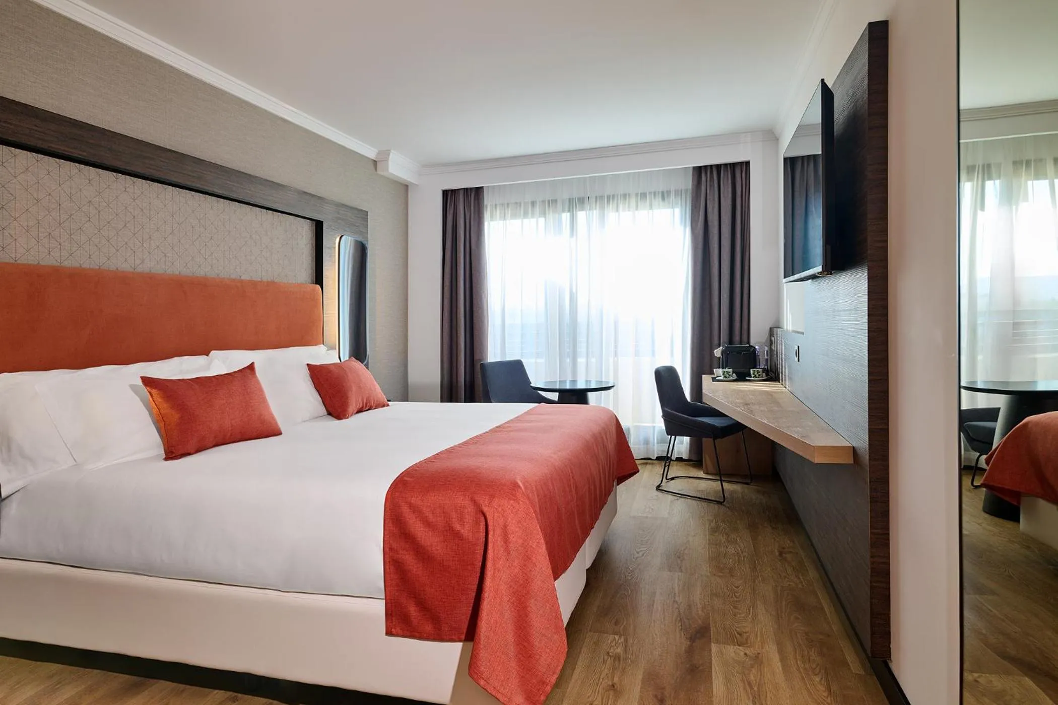 Premium Deluxe Room in Gran Hotel Luna de Granada