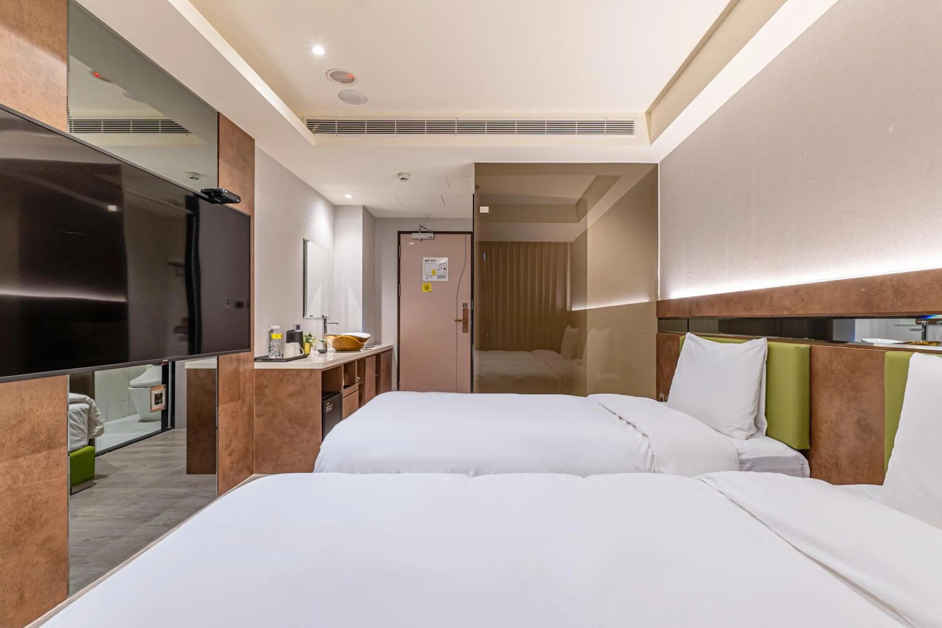 Standard Twin Room - single occupancy in CHECK inn Taichung Qinghai