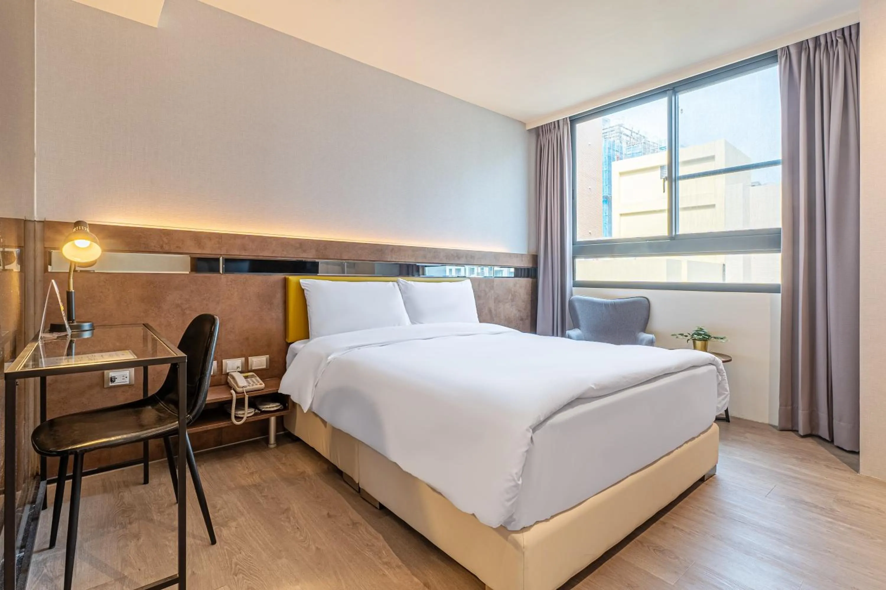 Standard Double Room in CHECK inn Taichung Qinghai