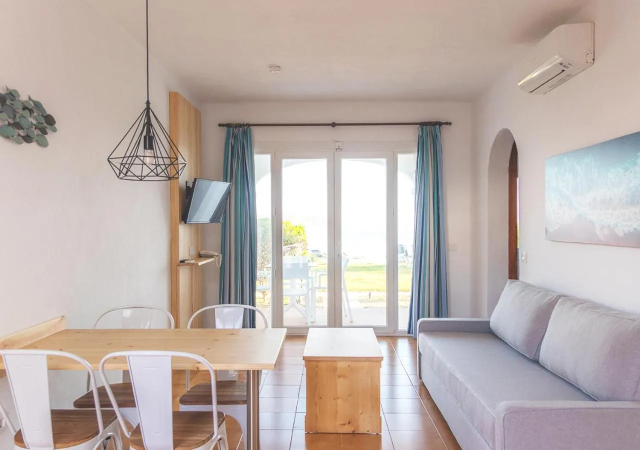 Superior One-Bedroom Apartment with Sea View in Comitas Tramontana Park