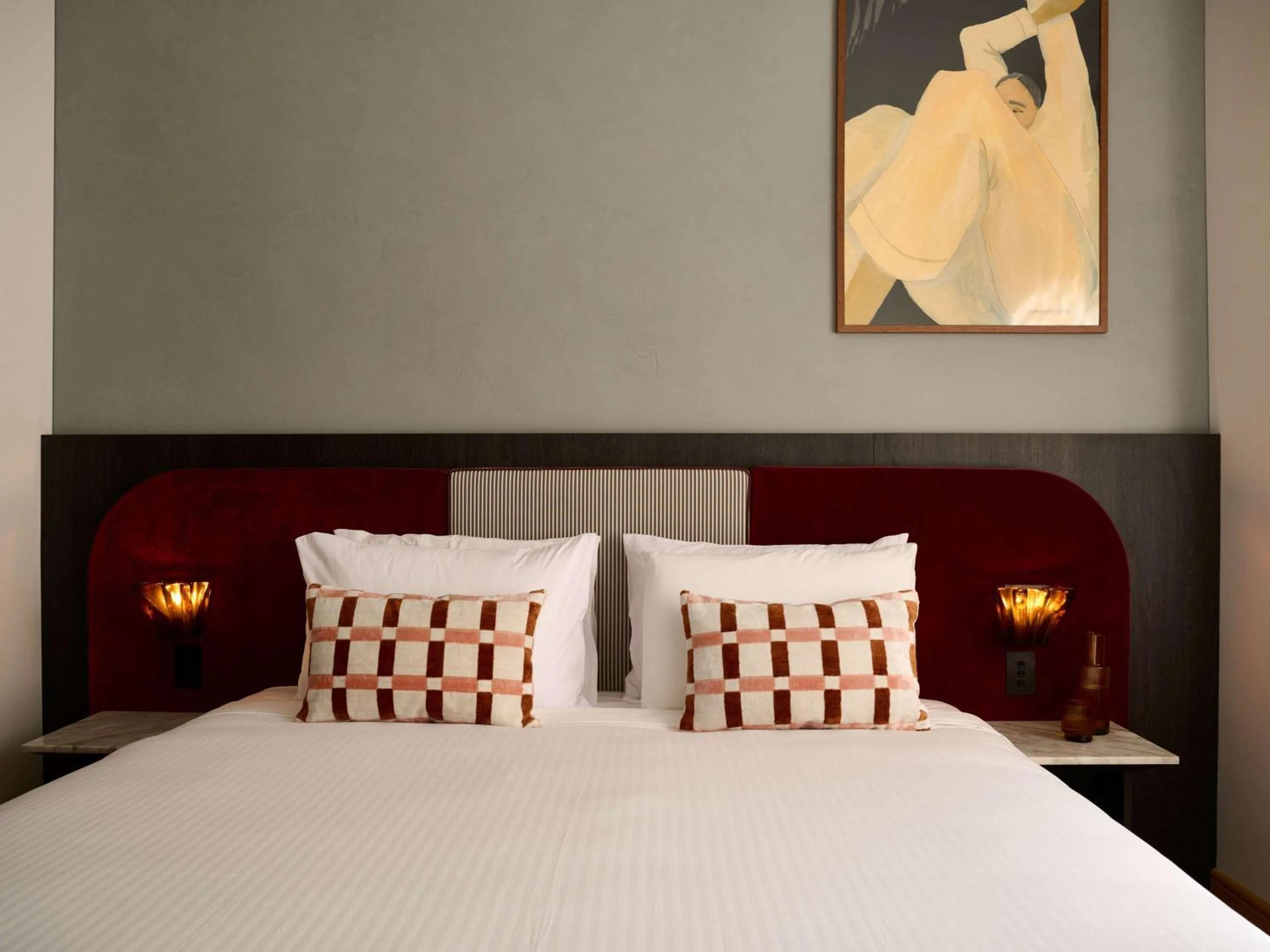 Morris King Room - Accessible in Hotel Morris Sydney, Handwritten Collection