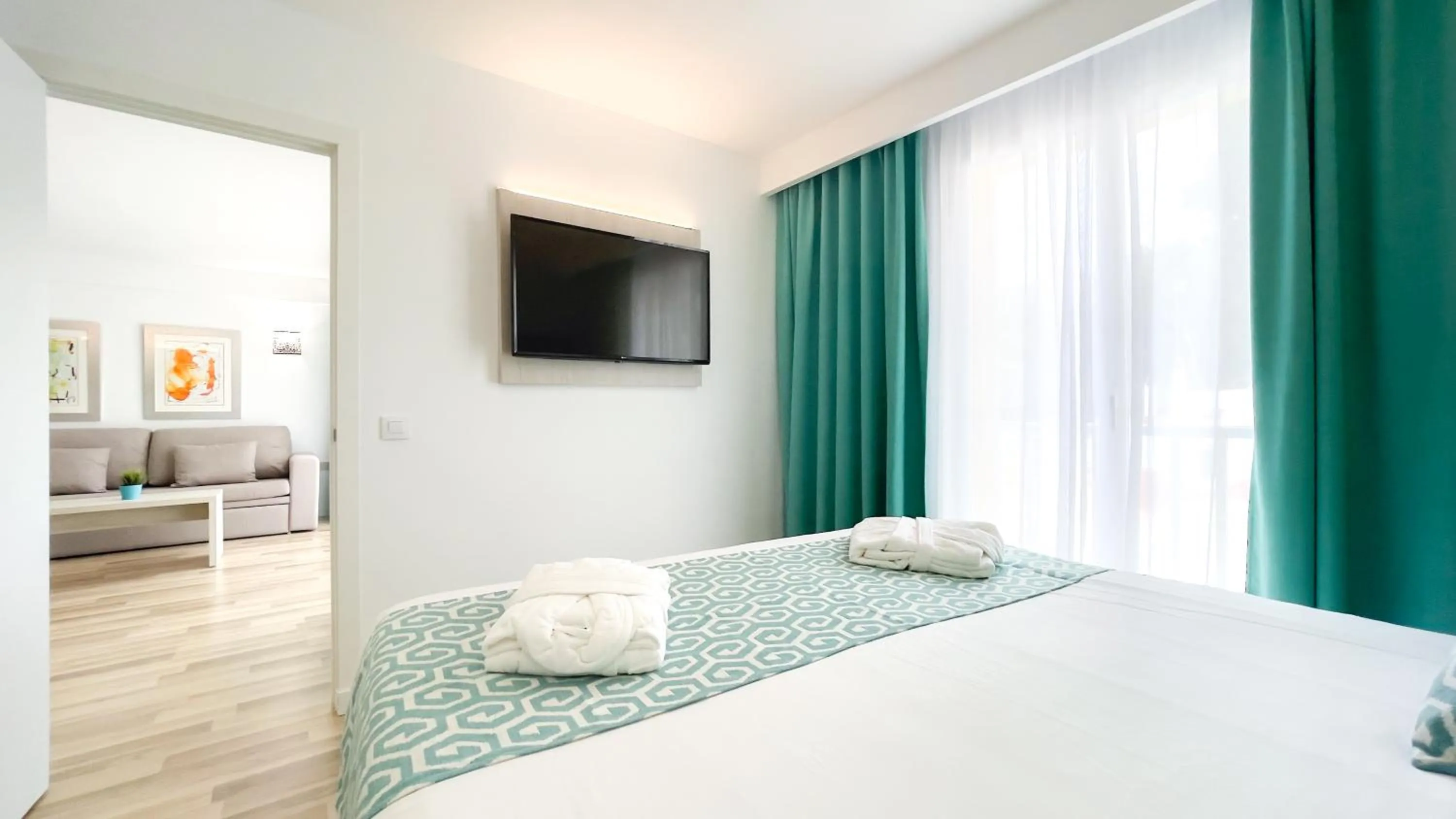 Suite One-Bedroom Apartment in Comitas Floramar