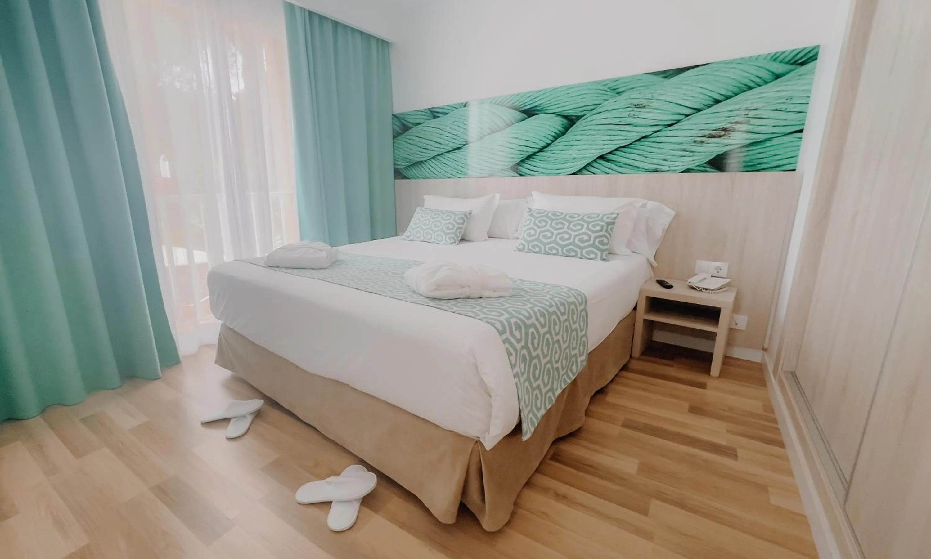 Two-Bedroom Apartment Suite  in Comitas Floramar