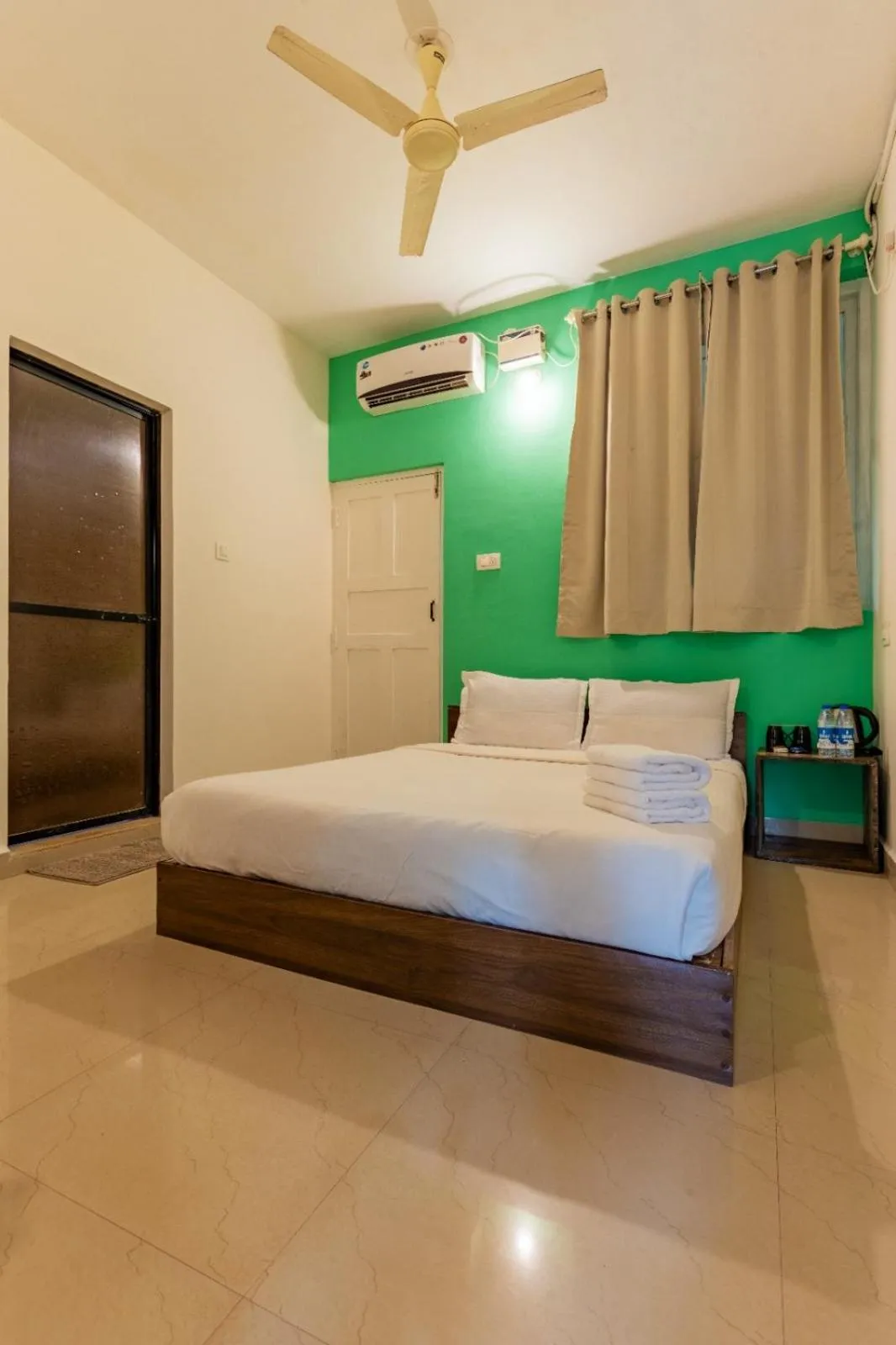 Classic Room with Sitout in Woodpegger By The Beach, Mandrem