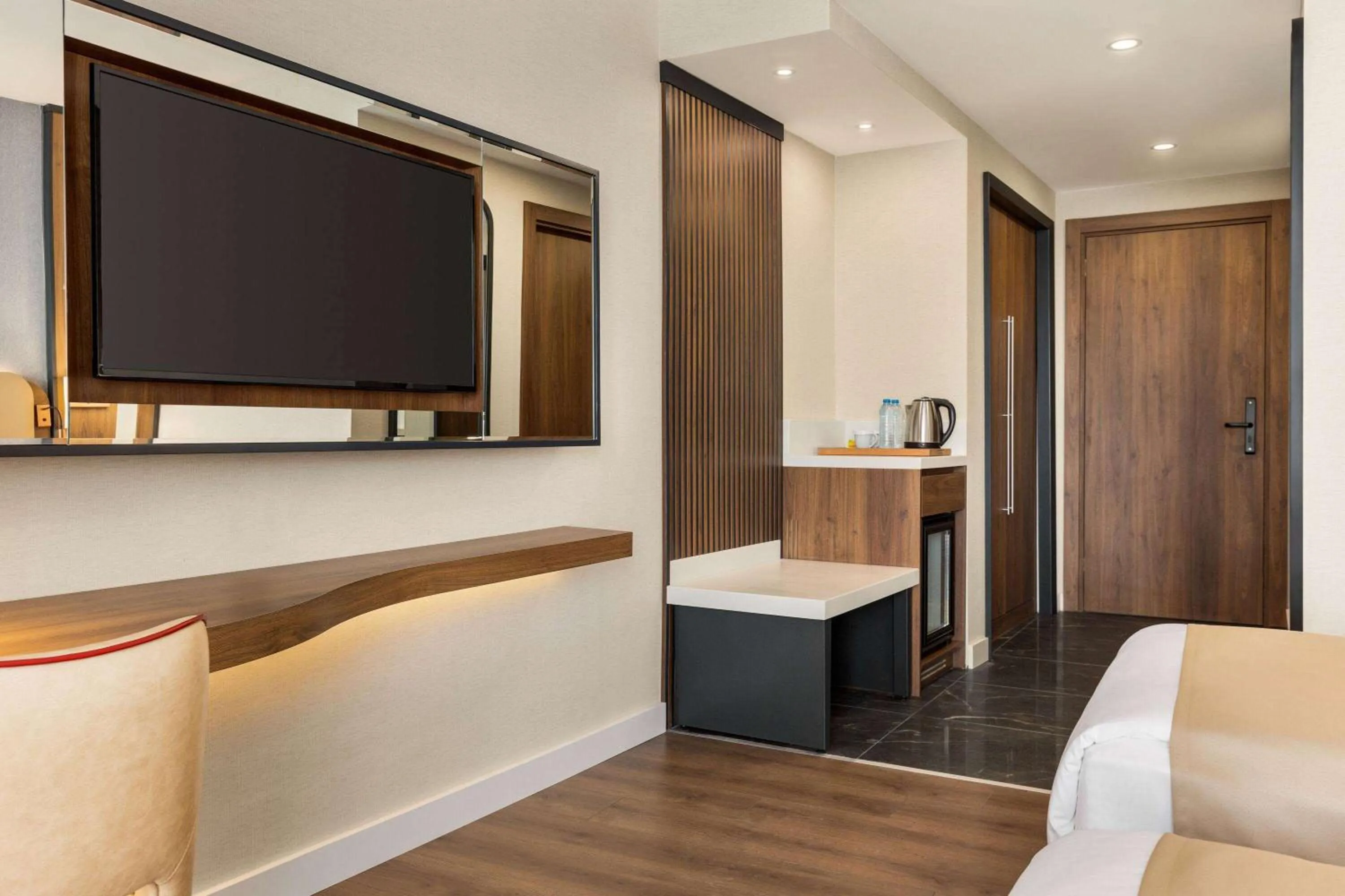 Deluxe Twin Room - Smoking in Ramada by Wyndham Karapinar