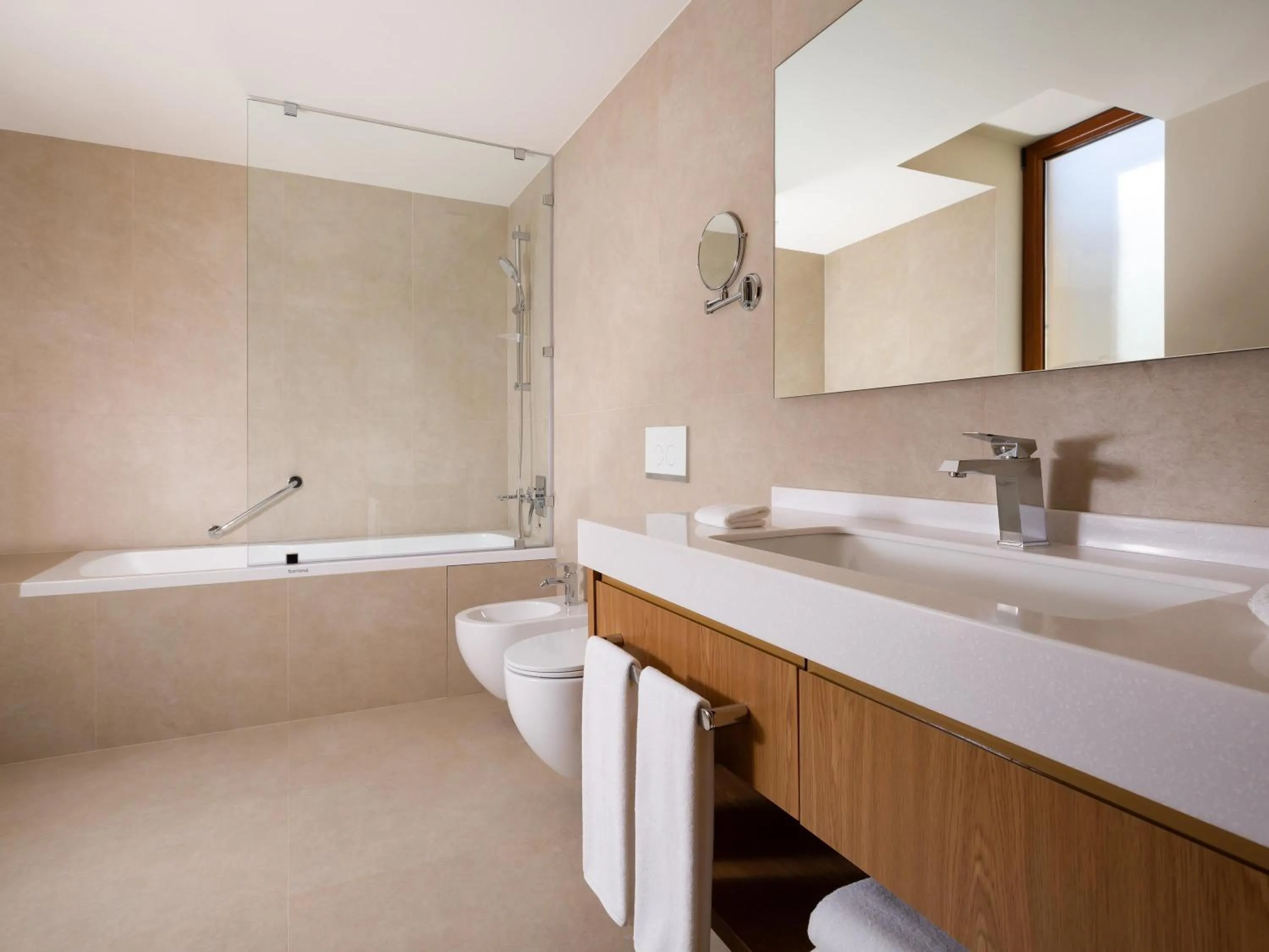 Superior Double Room - single occupancy in Mercure Bukhara Old Town