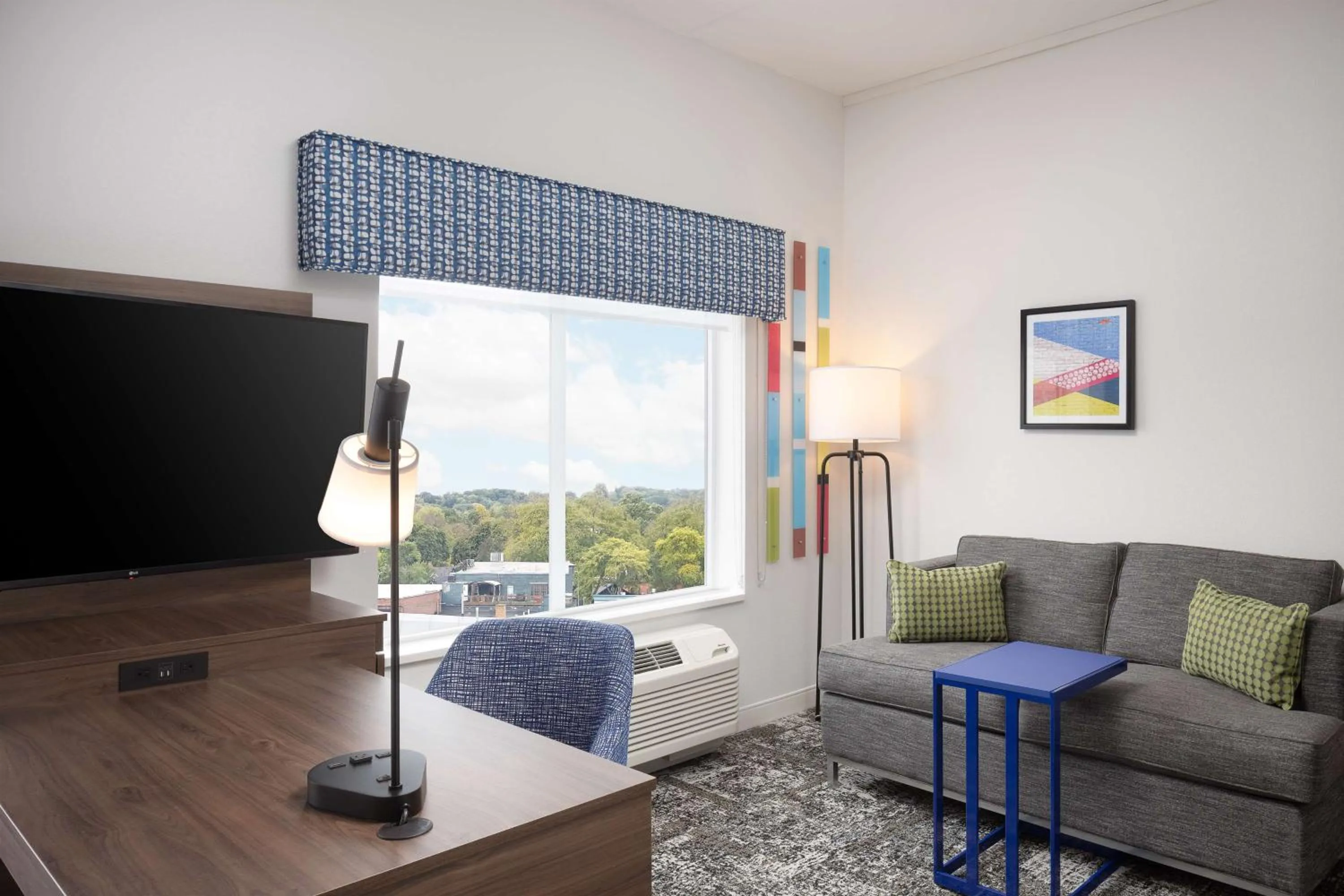 King Suite with Wet Bar in Hampton Inn & Suites Rochester Downtown