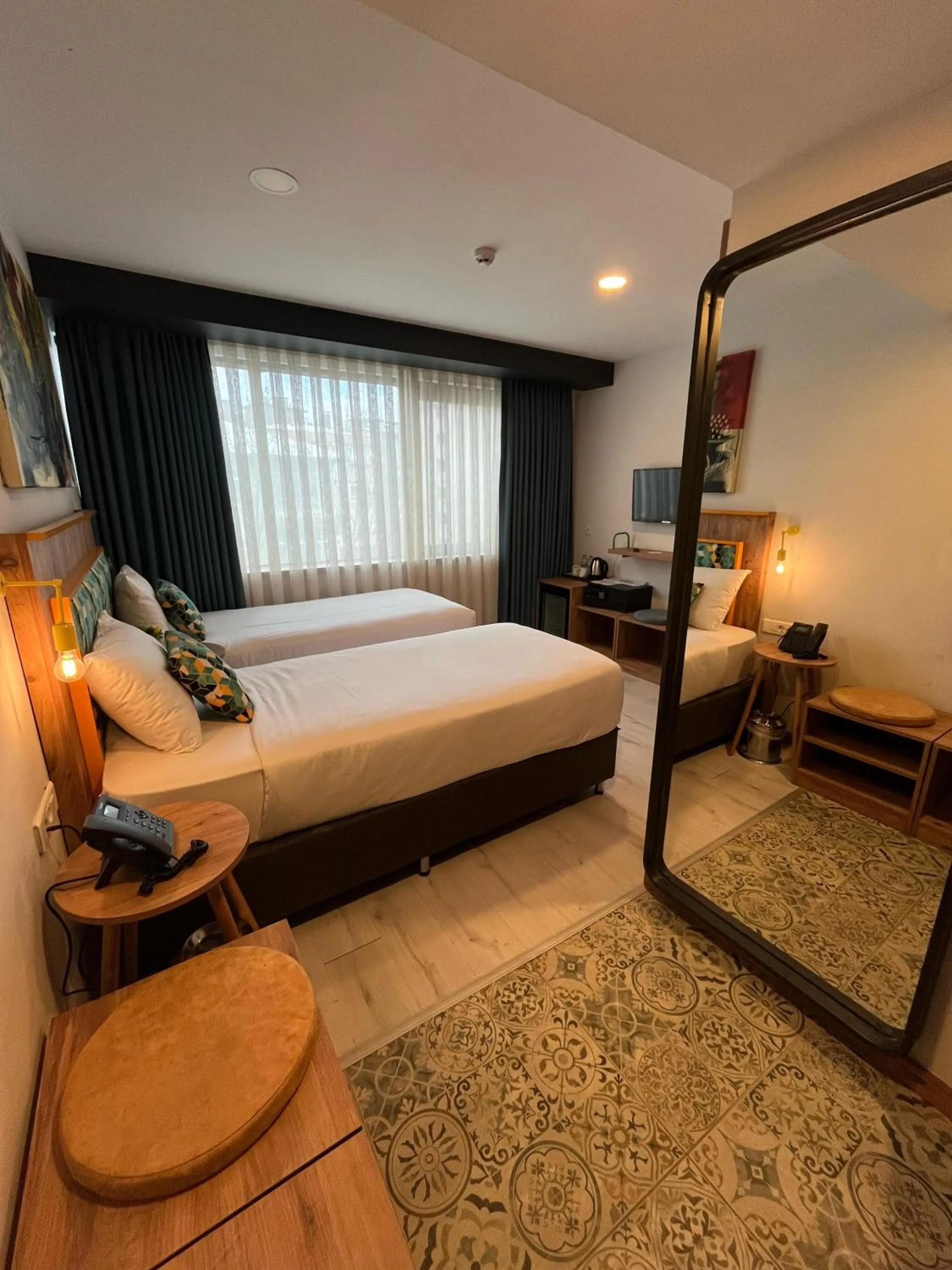 Standard Twin Room in The Gate Kadıköy Downtown