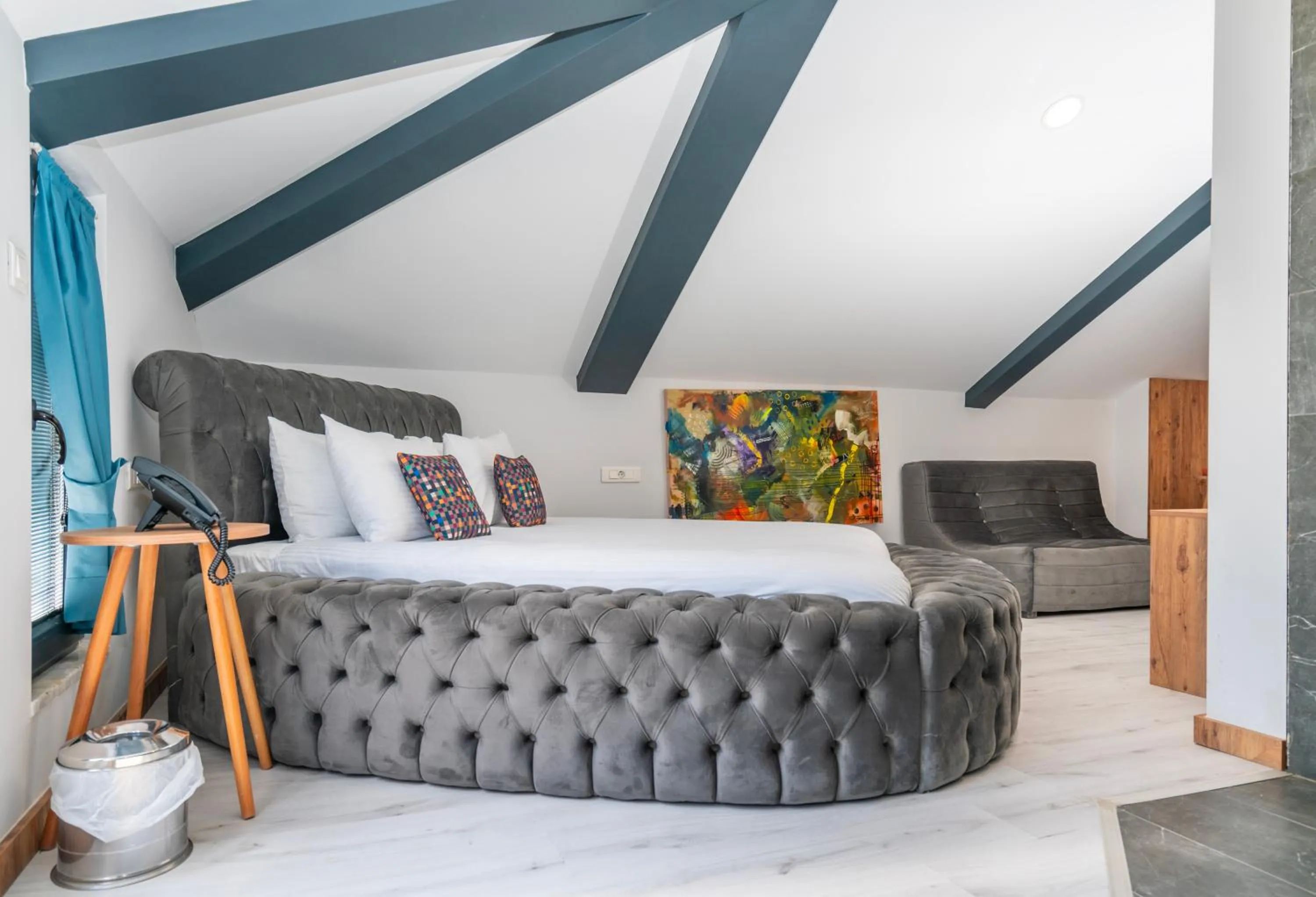 Suite with Spa Bath in The Gate Kadıköy Downtown