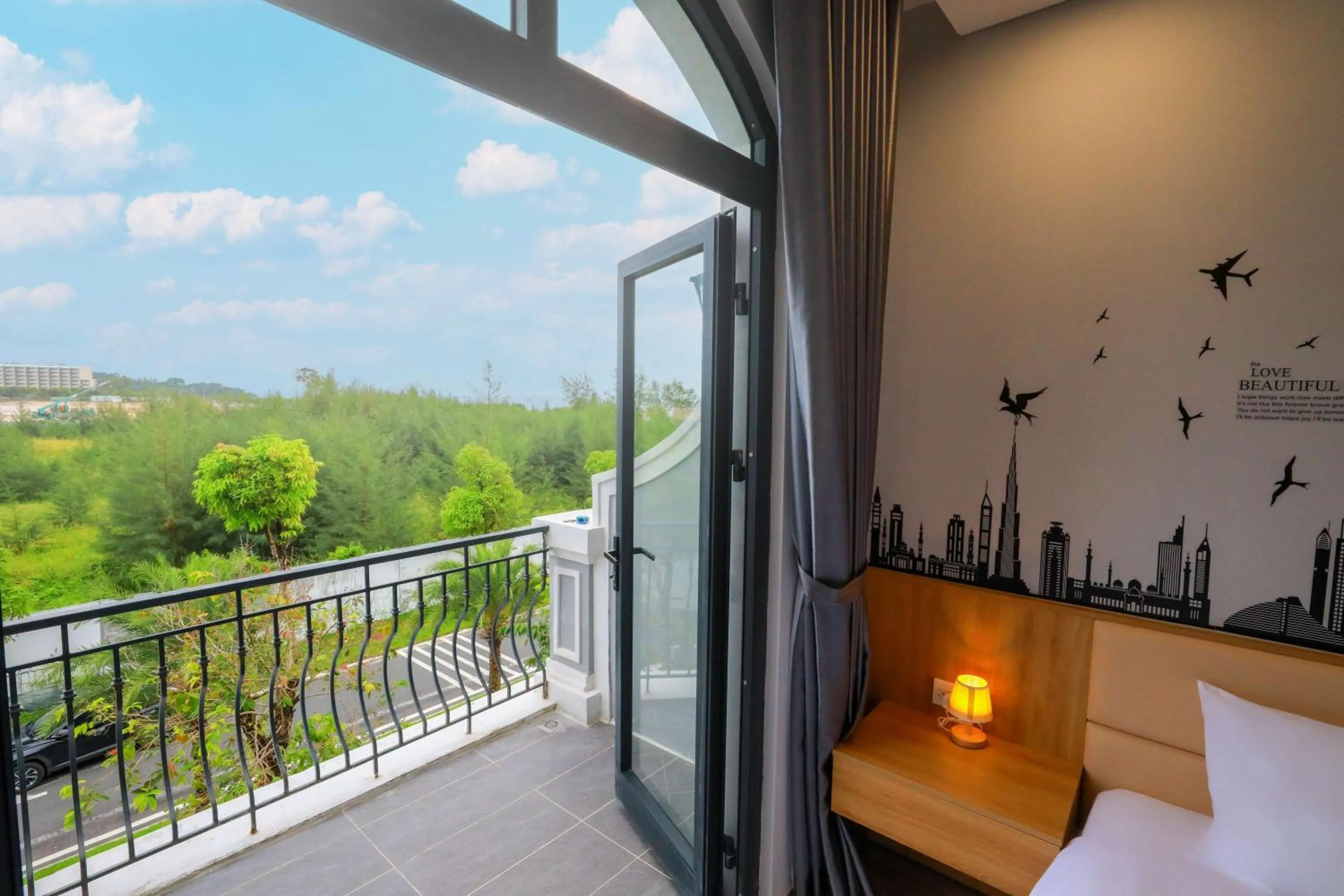 Deluxe Double Room with Balcony and Sea View in The Sol House