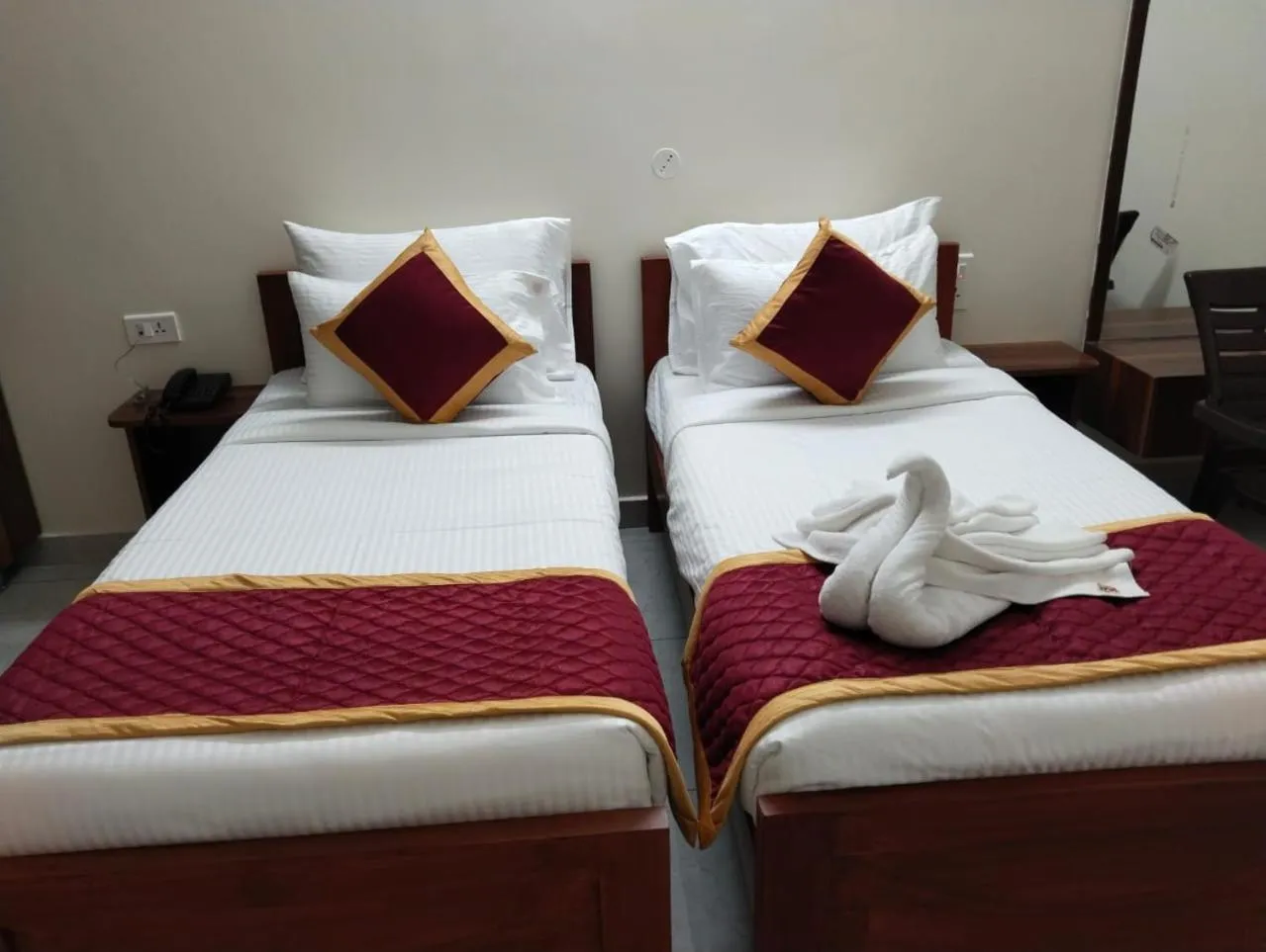 Superior Twin Room - single occupancy in PPH Living KVR Residency