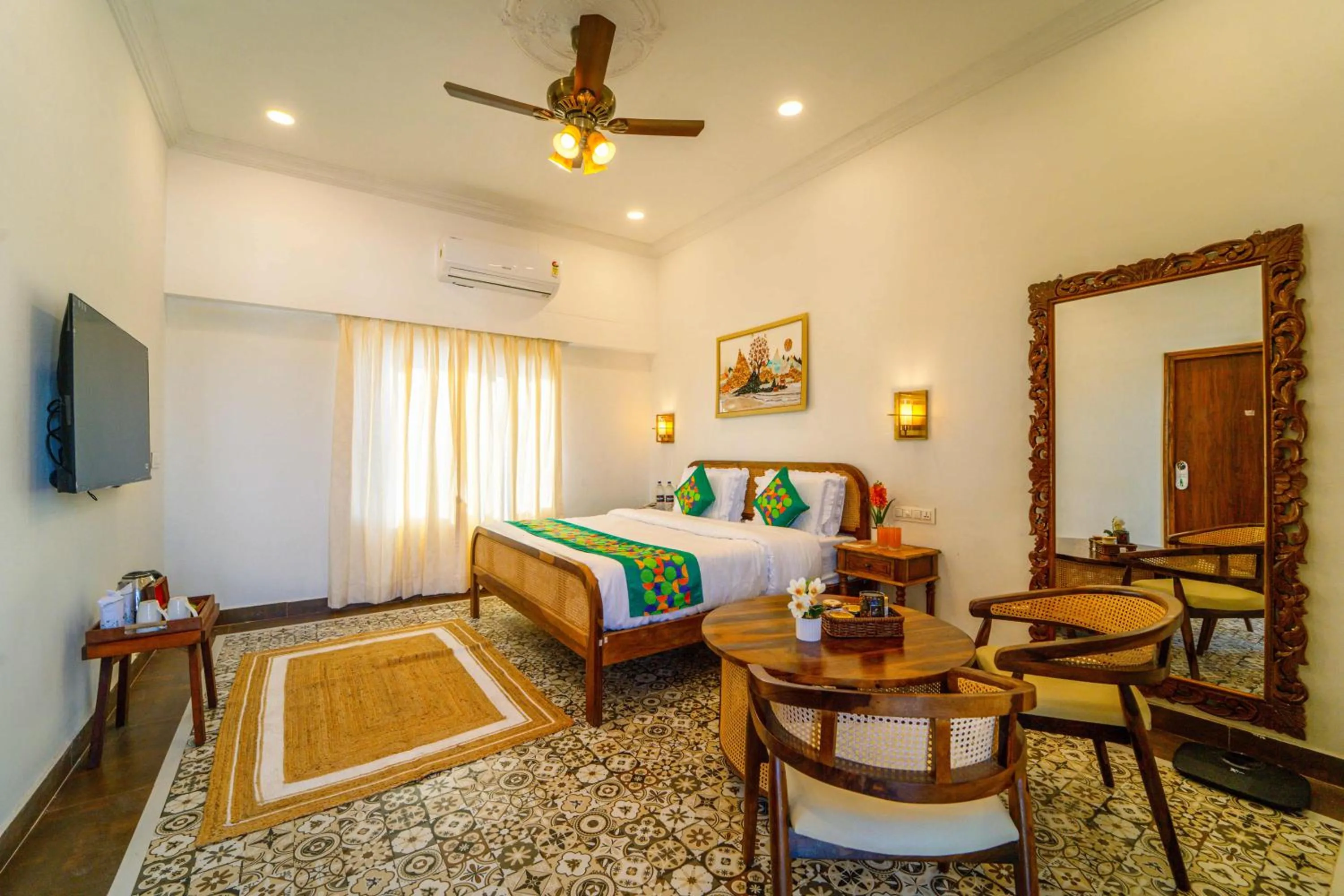 Deluxe Double Room in Hotel Hinduja Luxury Camp & Resort