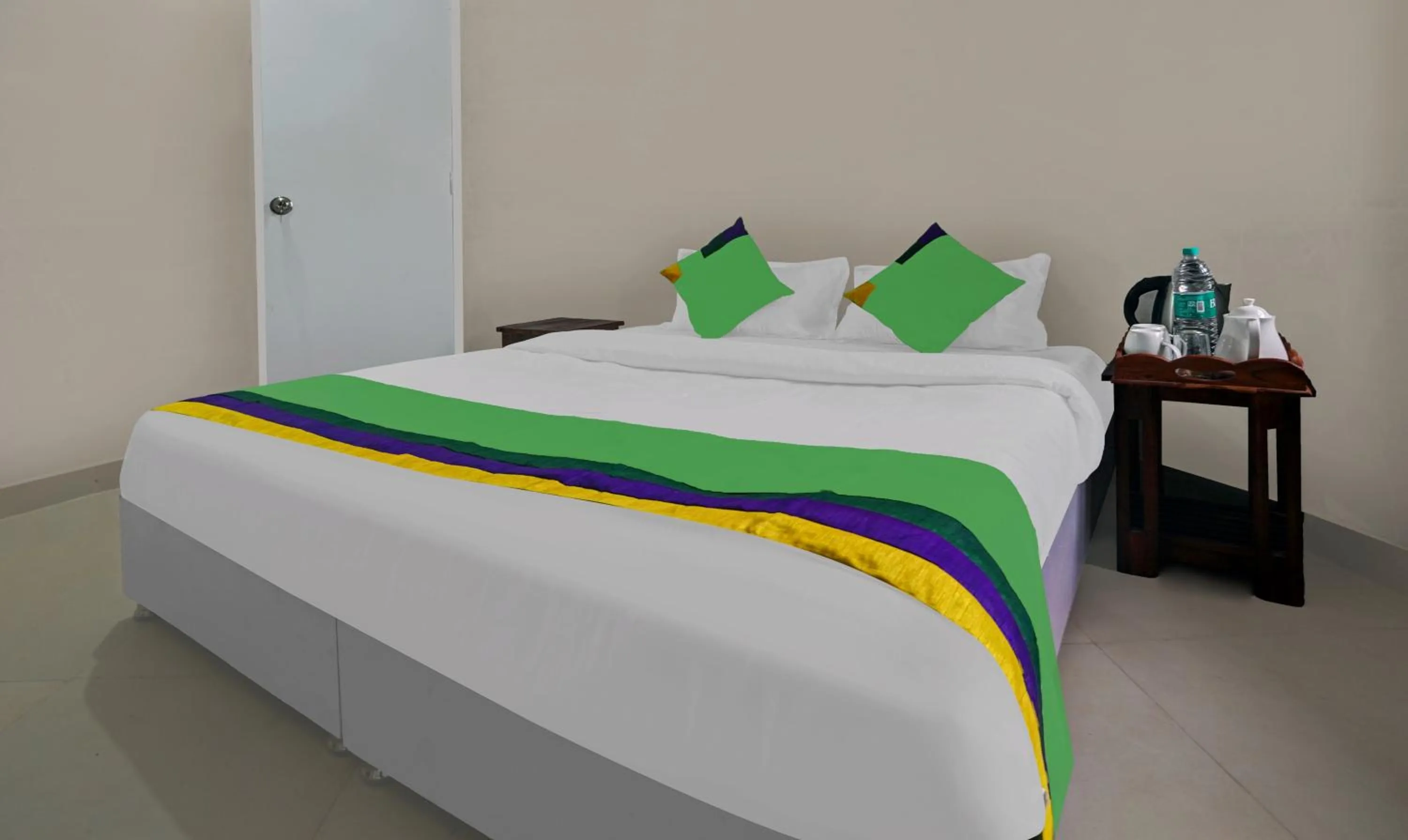 Double Room in Hotel Hinduja Luxury Camp & Resort